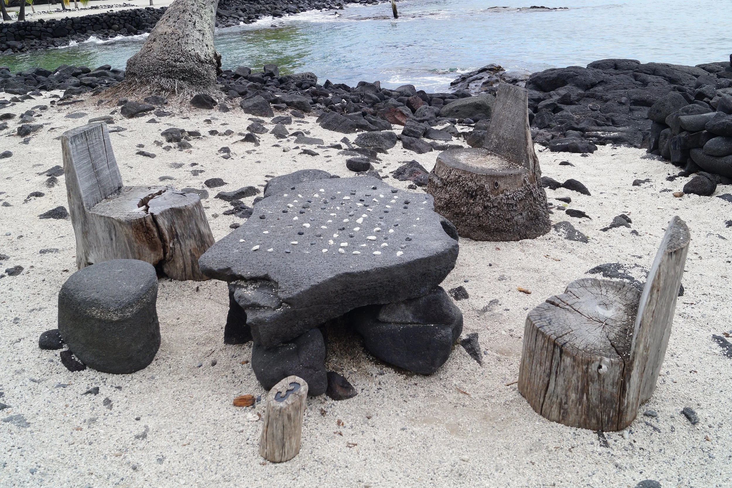Pu'uhonua O Hōnaunau National Historical Park - Konane