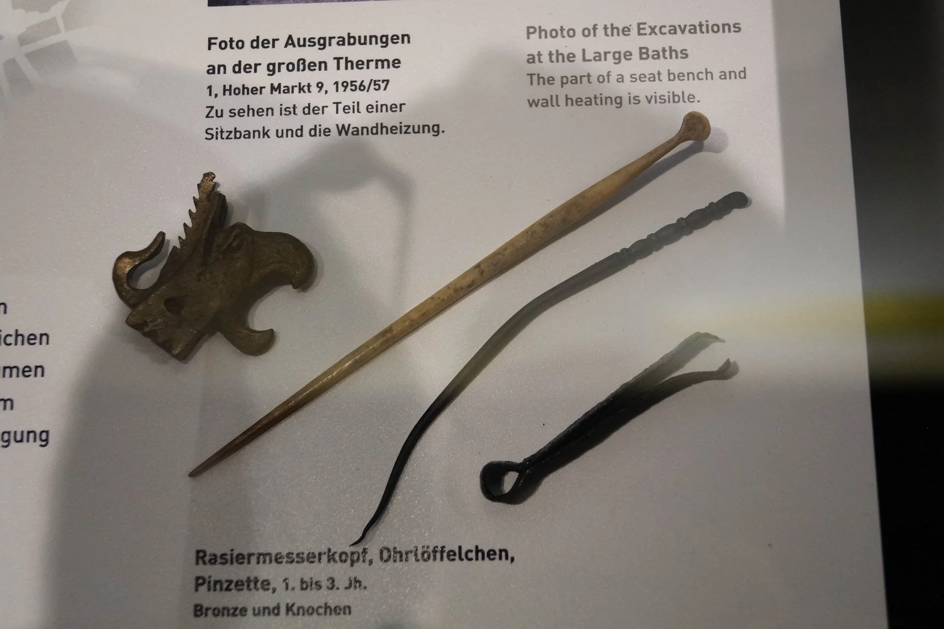 Vienna - Romermuseum - Head of razor, ear spoon, and tweezers