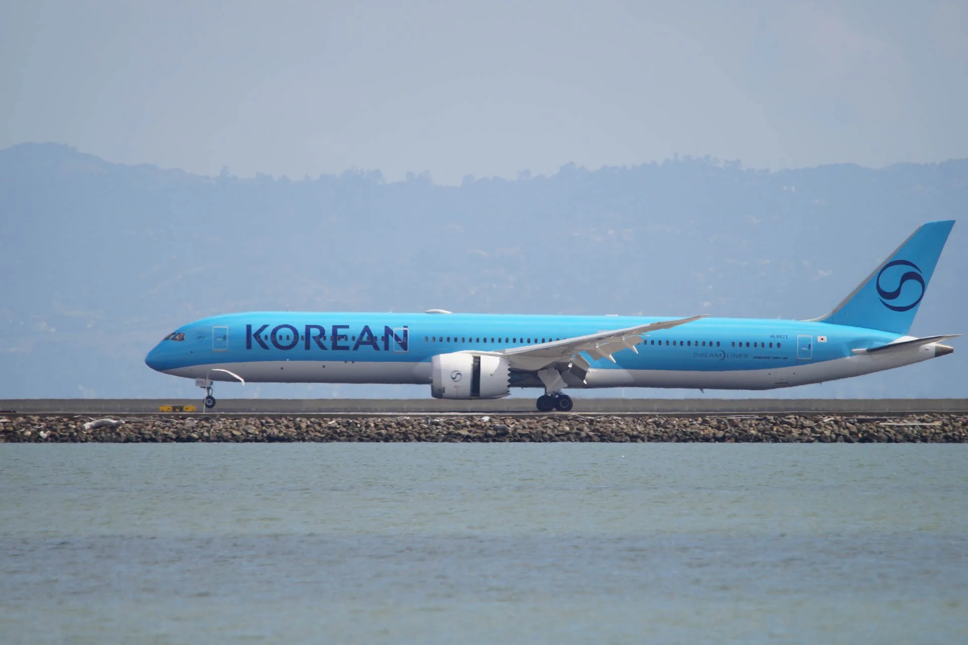 Korean Air - HL8571 - Boeing 787-10 Dreamliner
