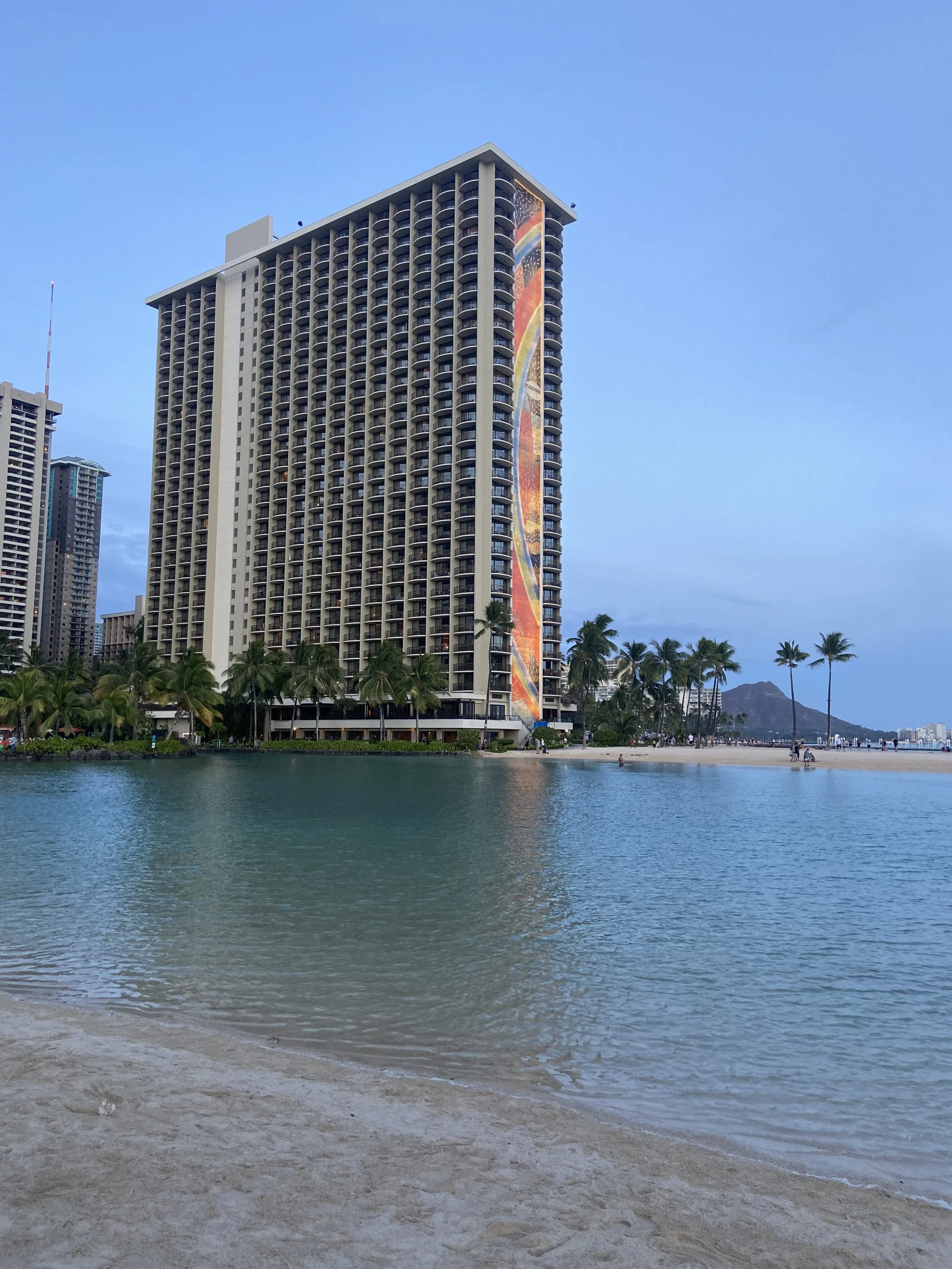 Hilton Hawaiian Village - Rainbow Tower