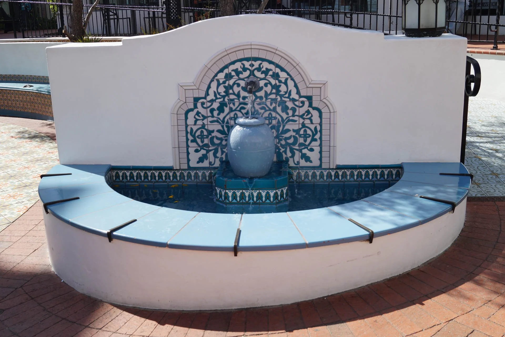 Santa Barbara: Fountain