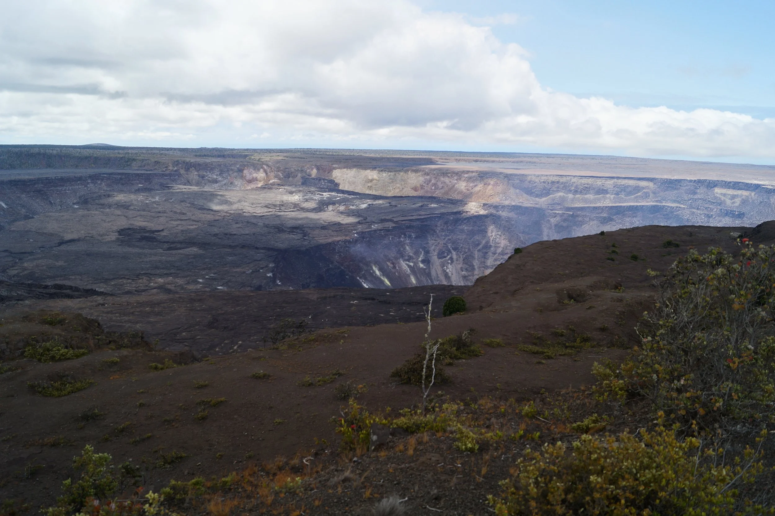 Volcanoes National Park - Kilauea Crater