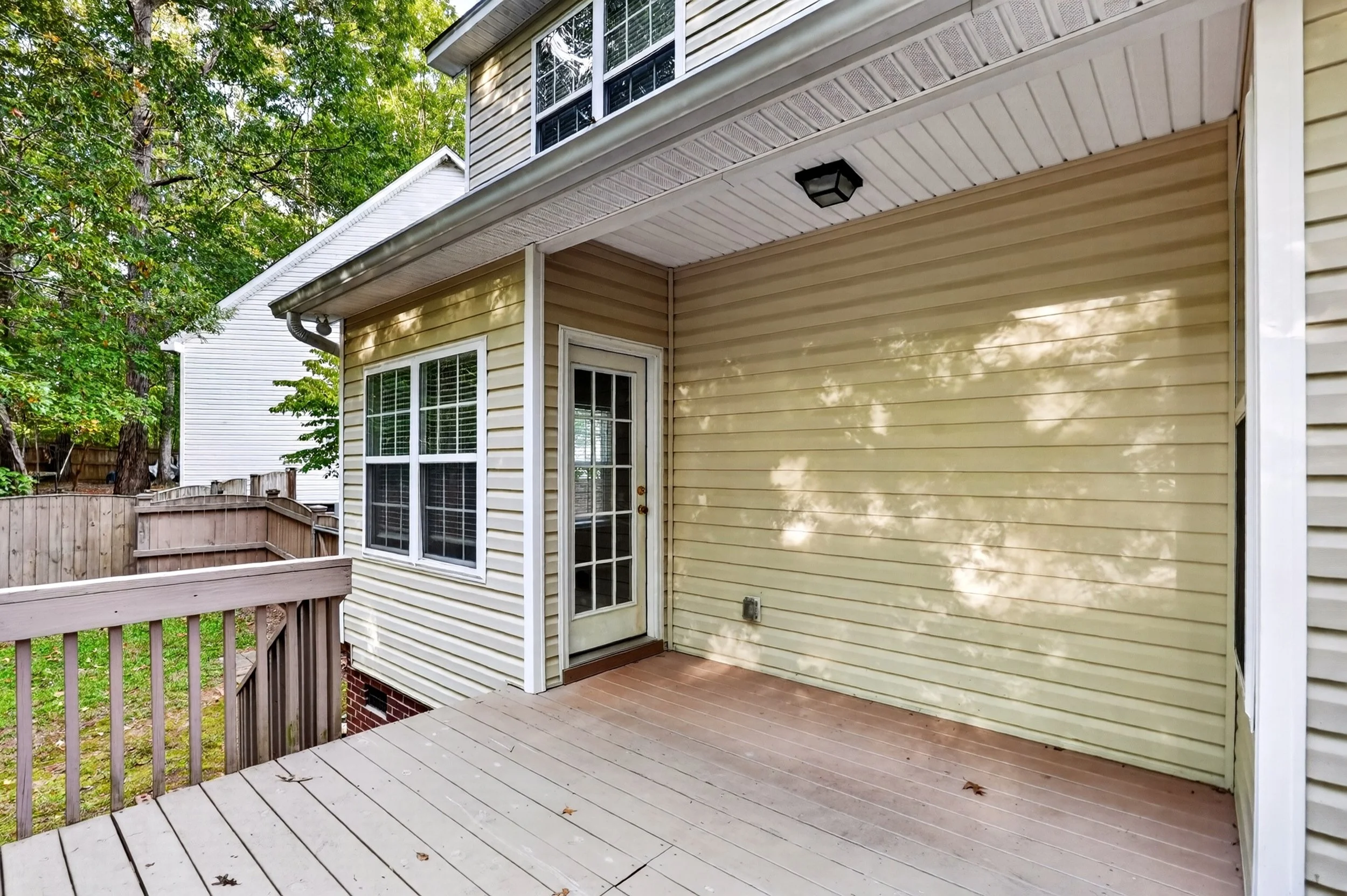 49 246 Bowmore Dr W.jpg