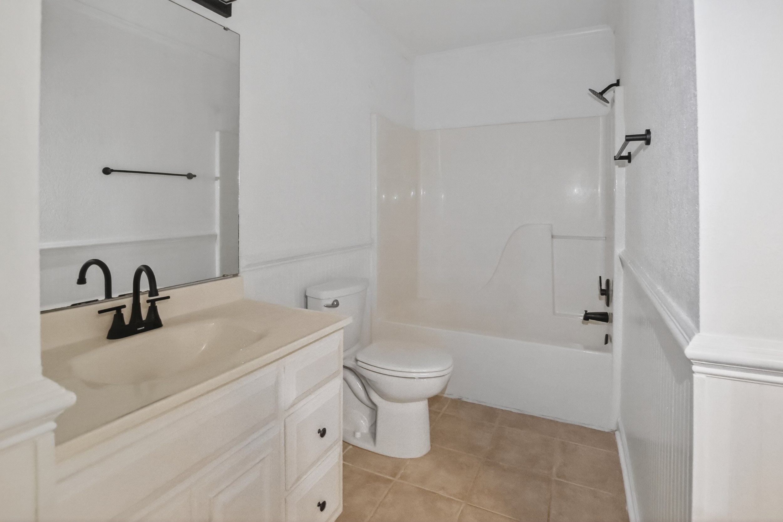 25 Hall Bath.jpg