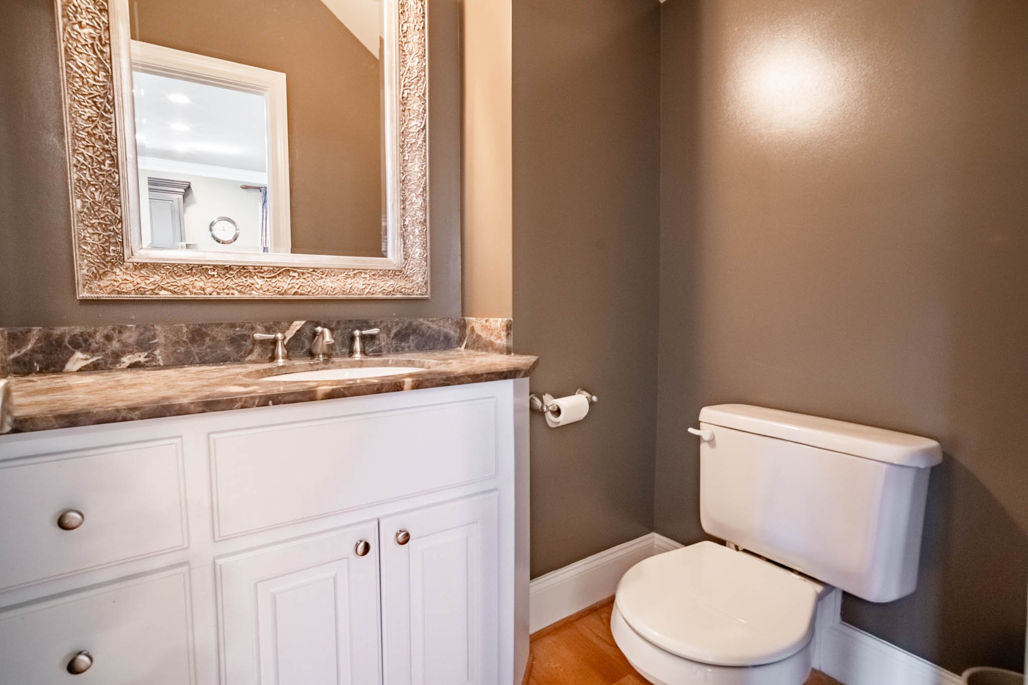14 Powder Room.jpg
