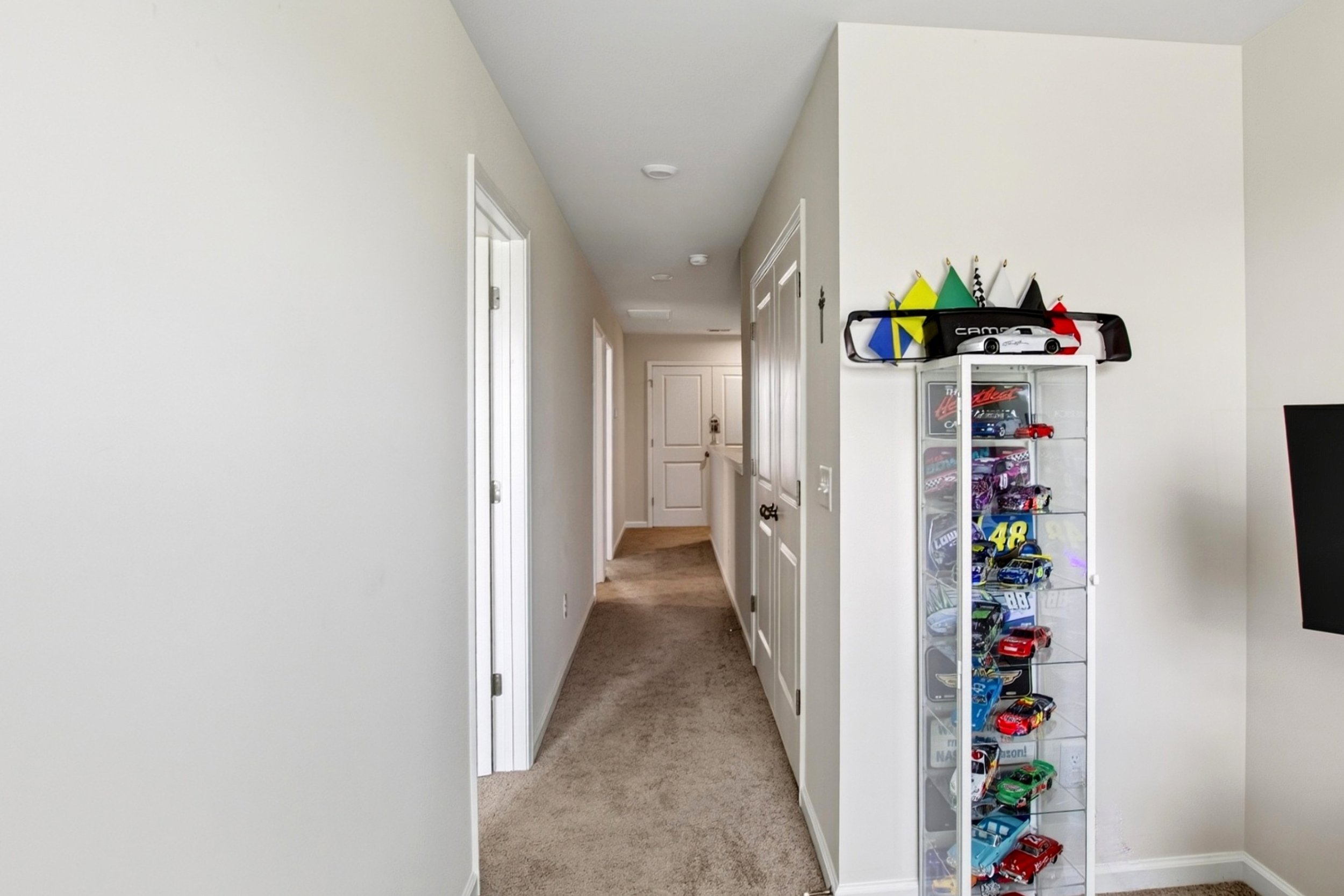 31 Hall.jpg