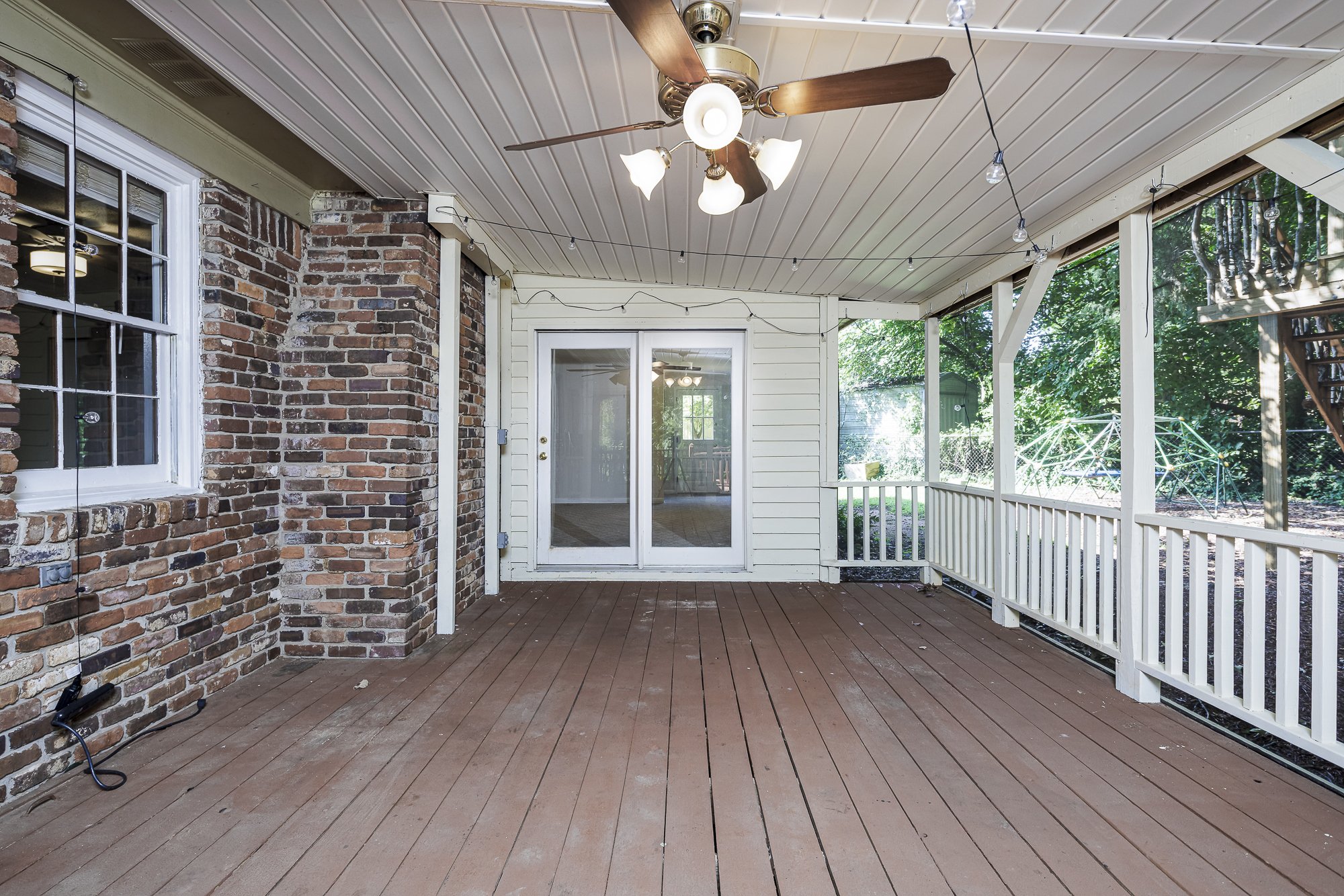 31 Porch.jpg
