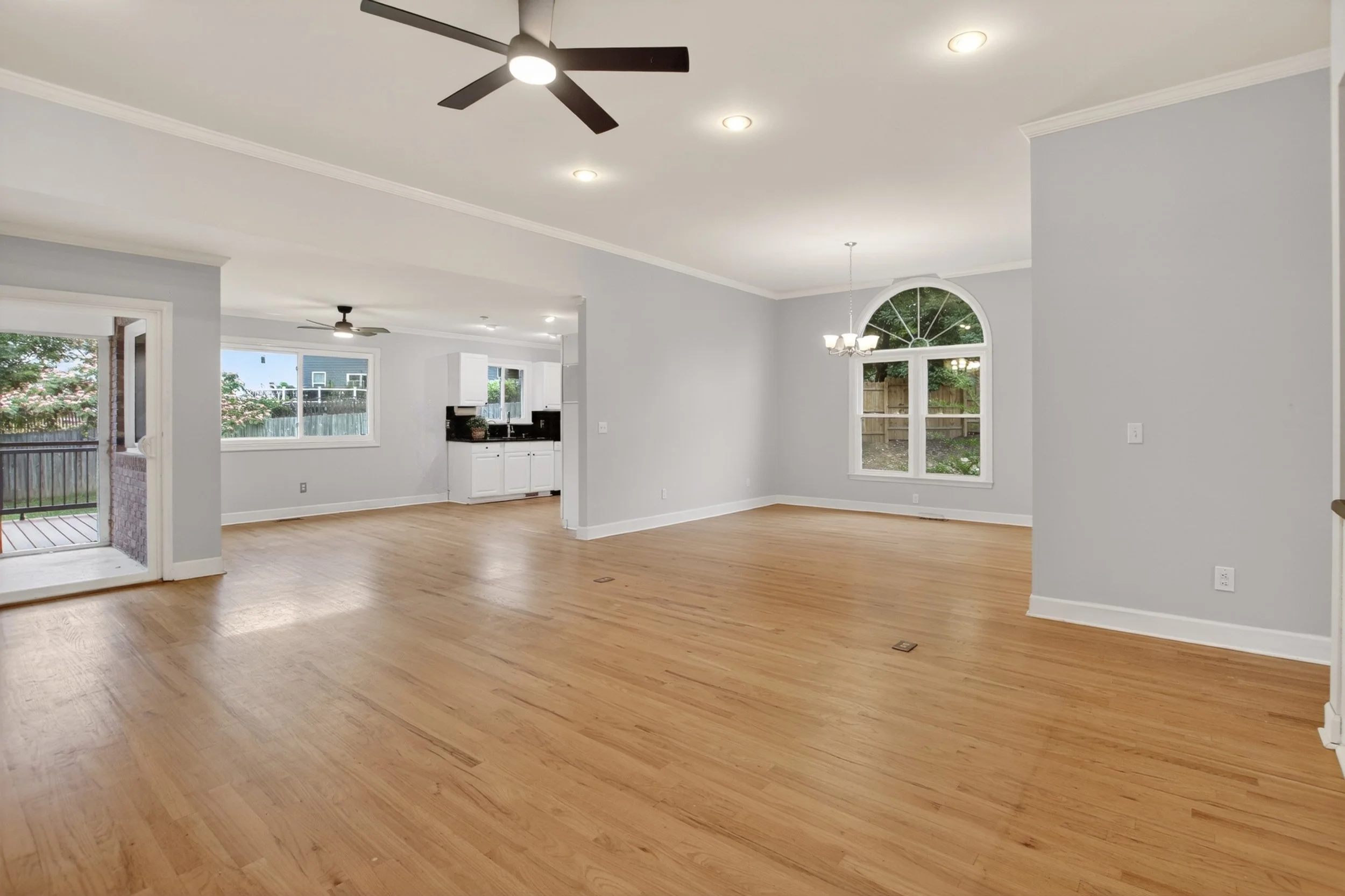 6 LR.jpg