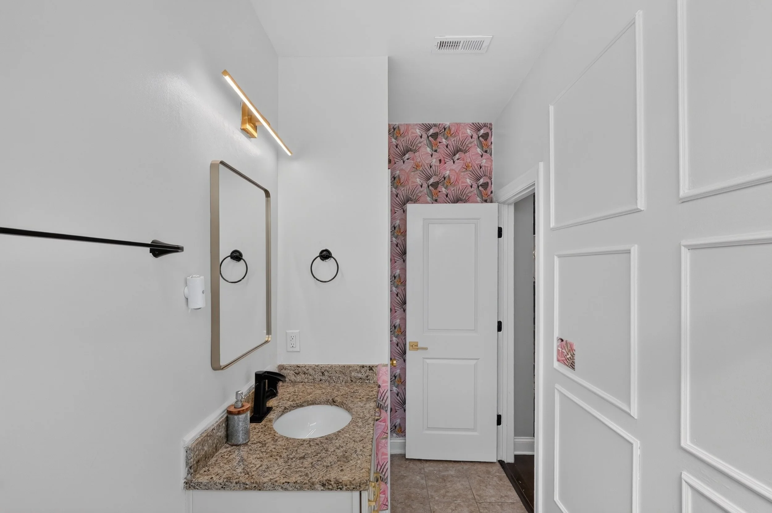 36 Downstair Bath.jpg