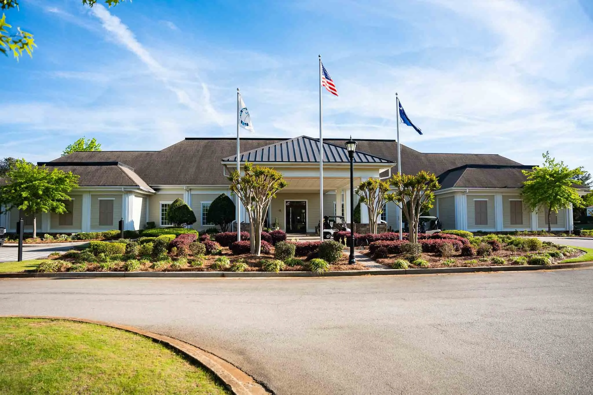 32 Clubhouse.jpg