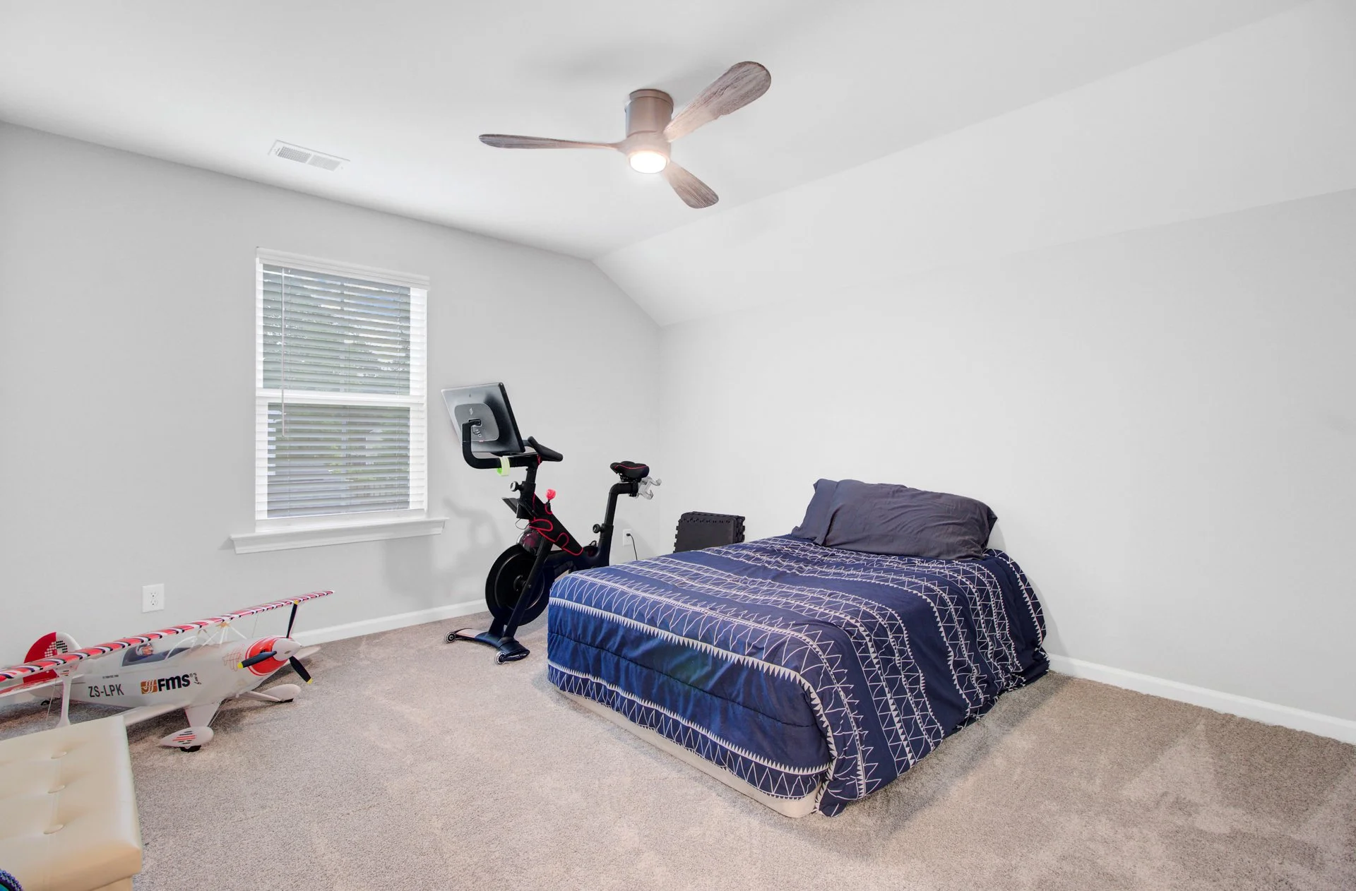 32 BR4.jpg