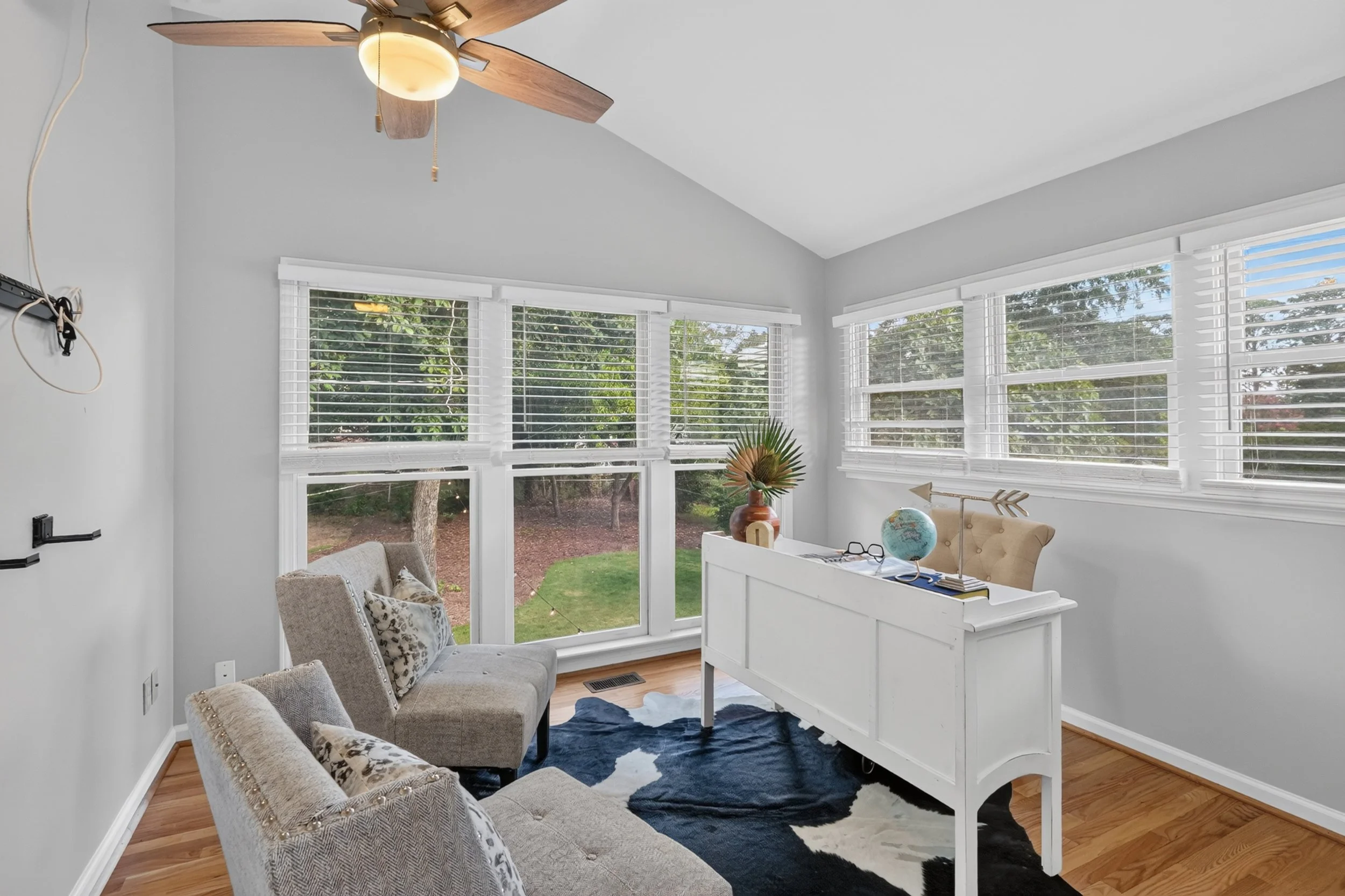 14 Sitting Room.jpg