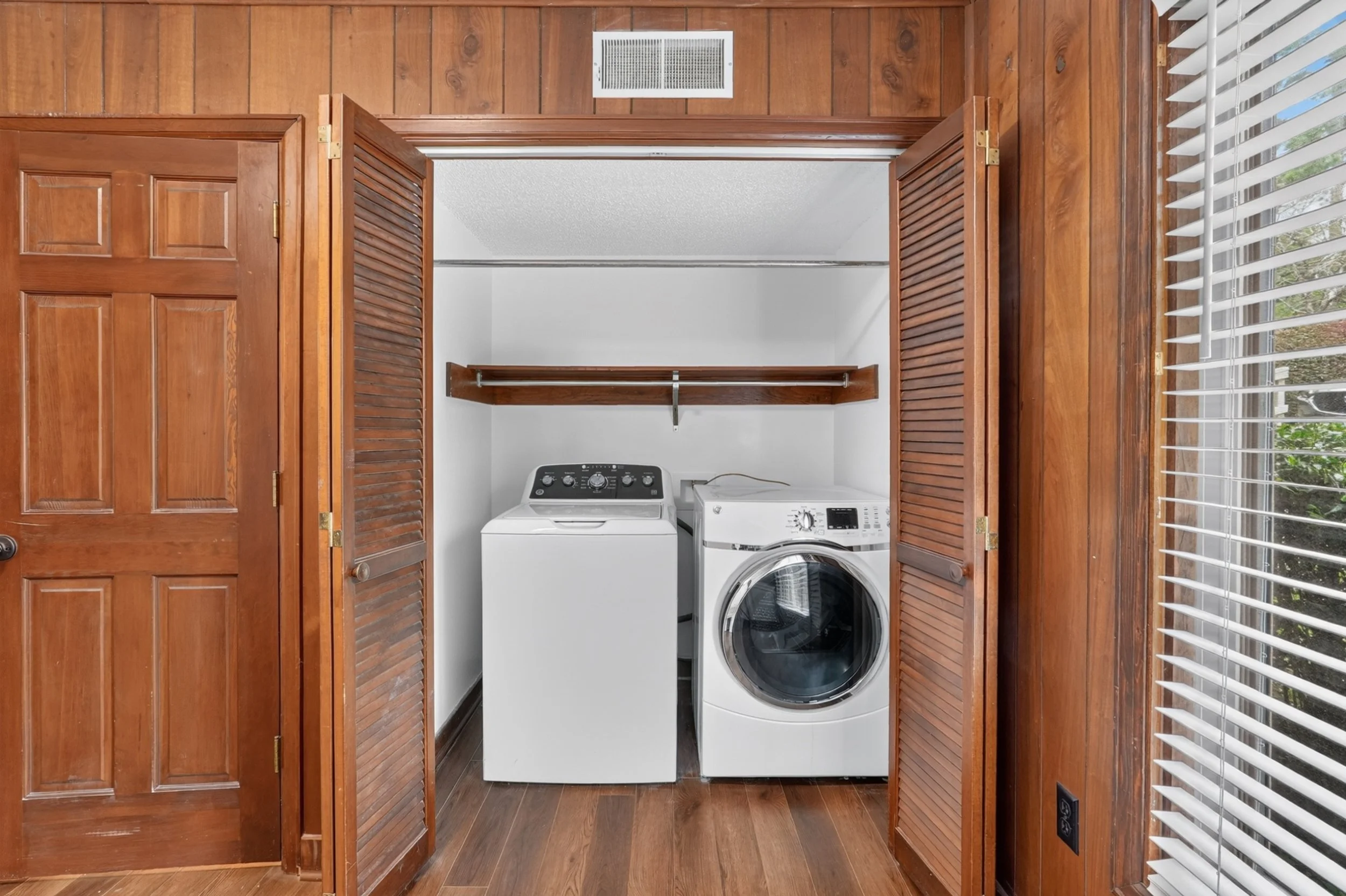 22 Laundry.jpg