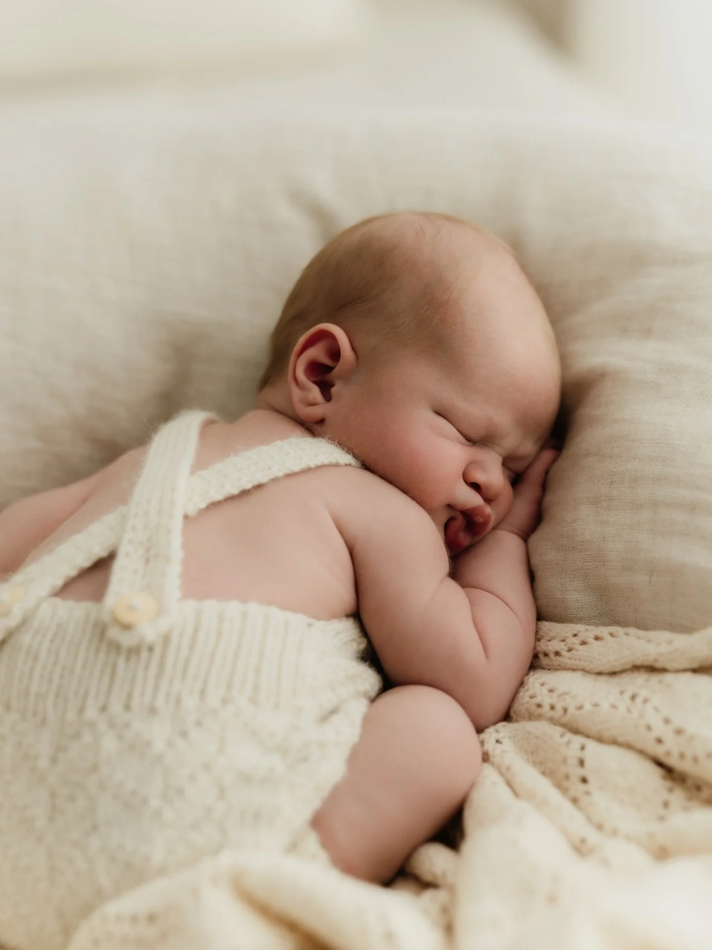 The tiniest details, the softest moments 🤍

Newborn sessions are never rushed here. They&rsquo;re slow, gentle, and completely led by your baby &mdash; with plenty of time for feeds, cuddles, and settling in between.

My focus is creating a calm, sa