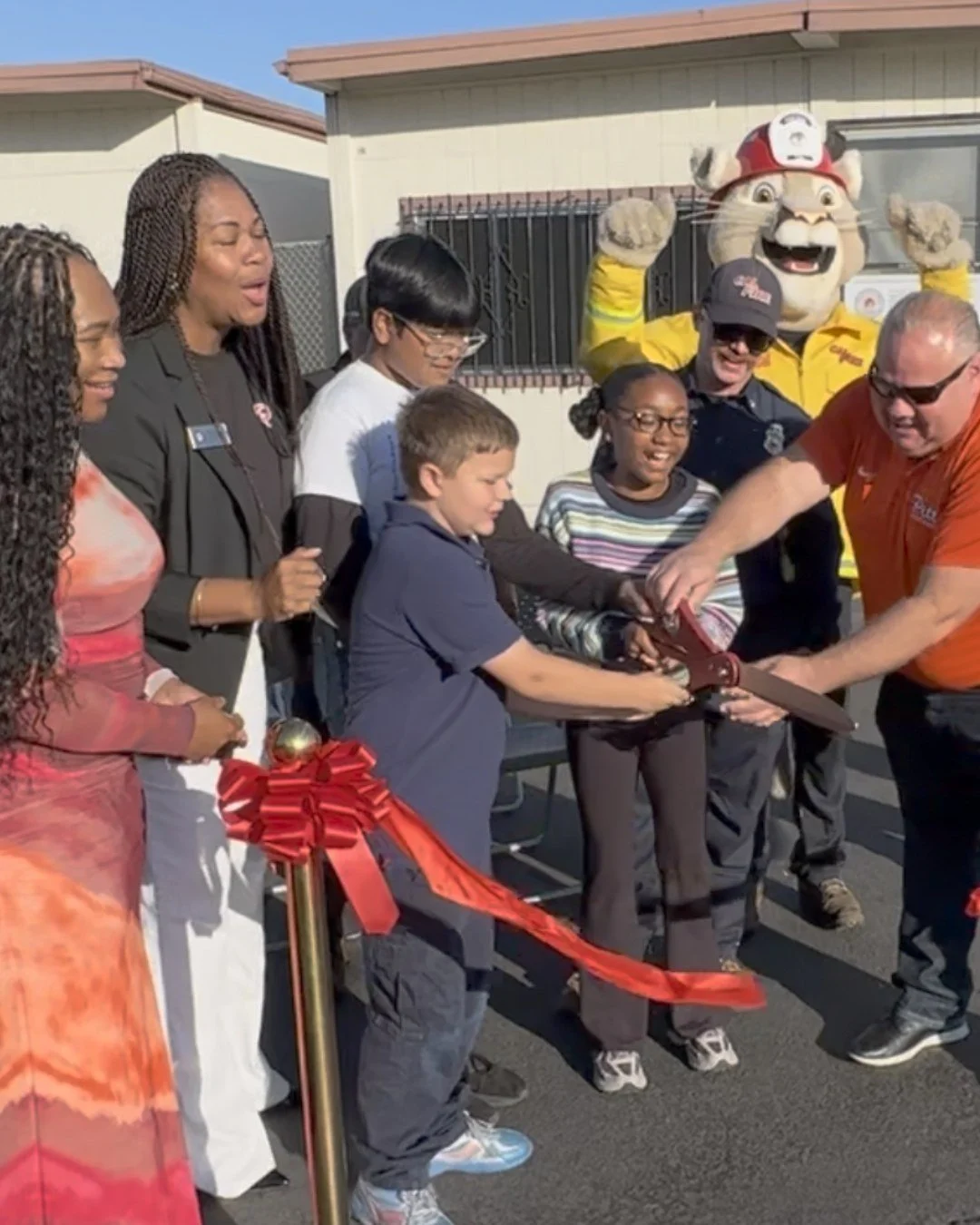 A green schoolyard takes root at Stoneman Elementary School!

Last month, the Stoneman Elementary School community came together to celebrate a new chapter for its campus&ndash;the completion of a Green Schoolyard designed to give students more oppor