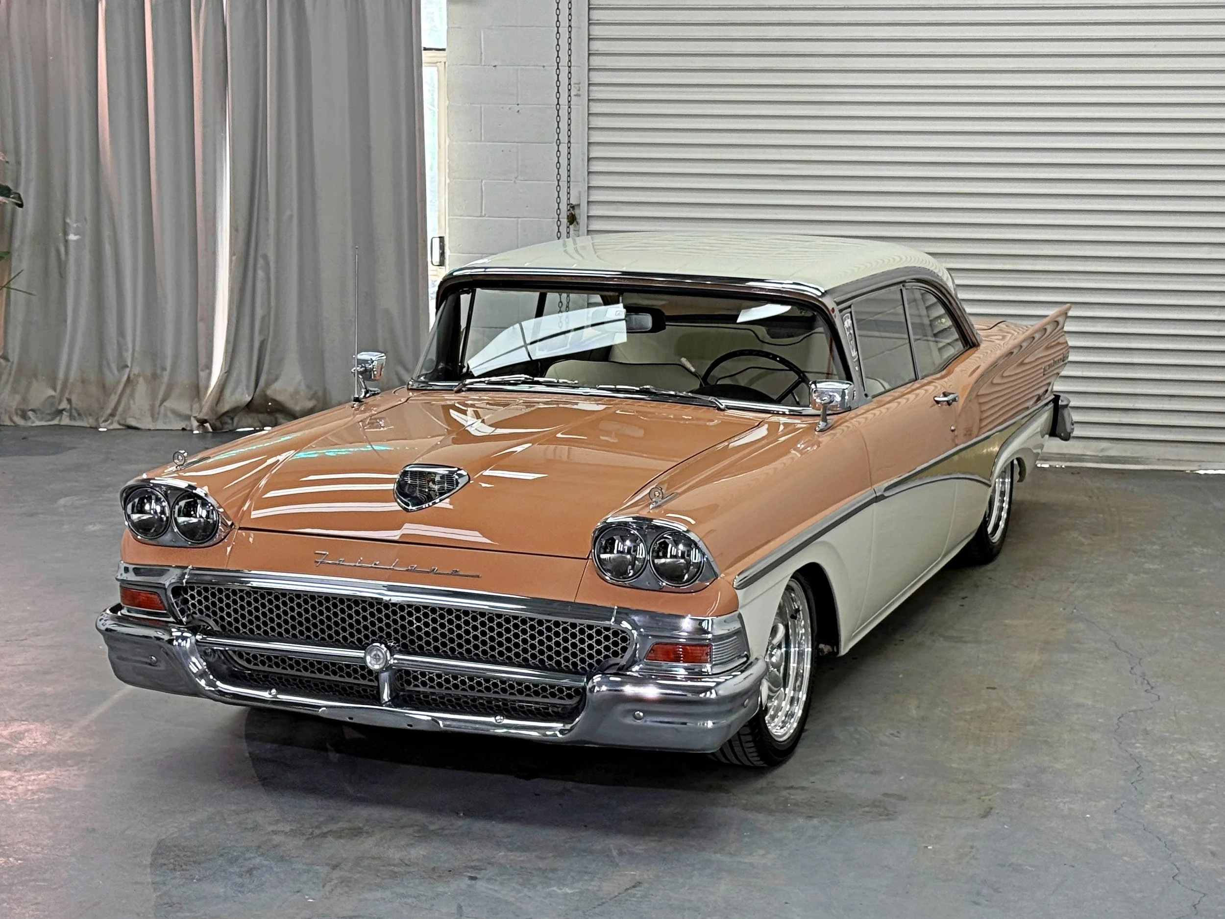 1958 Ford Fairlane, Paint Correction
