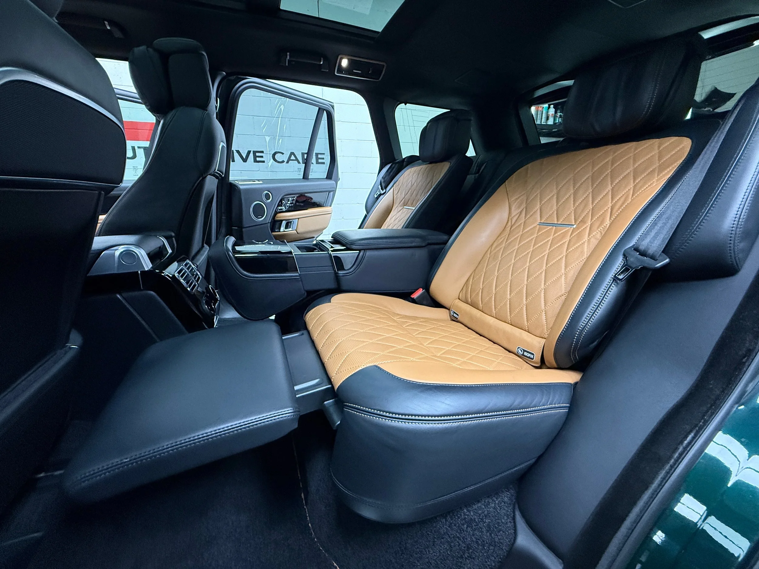 INTERIOR REAR.jpg