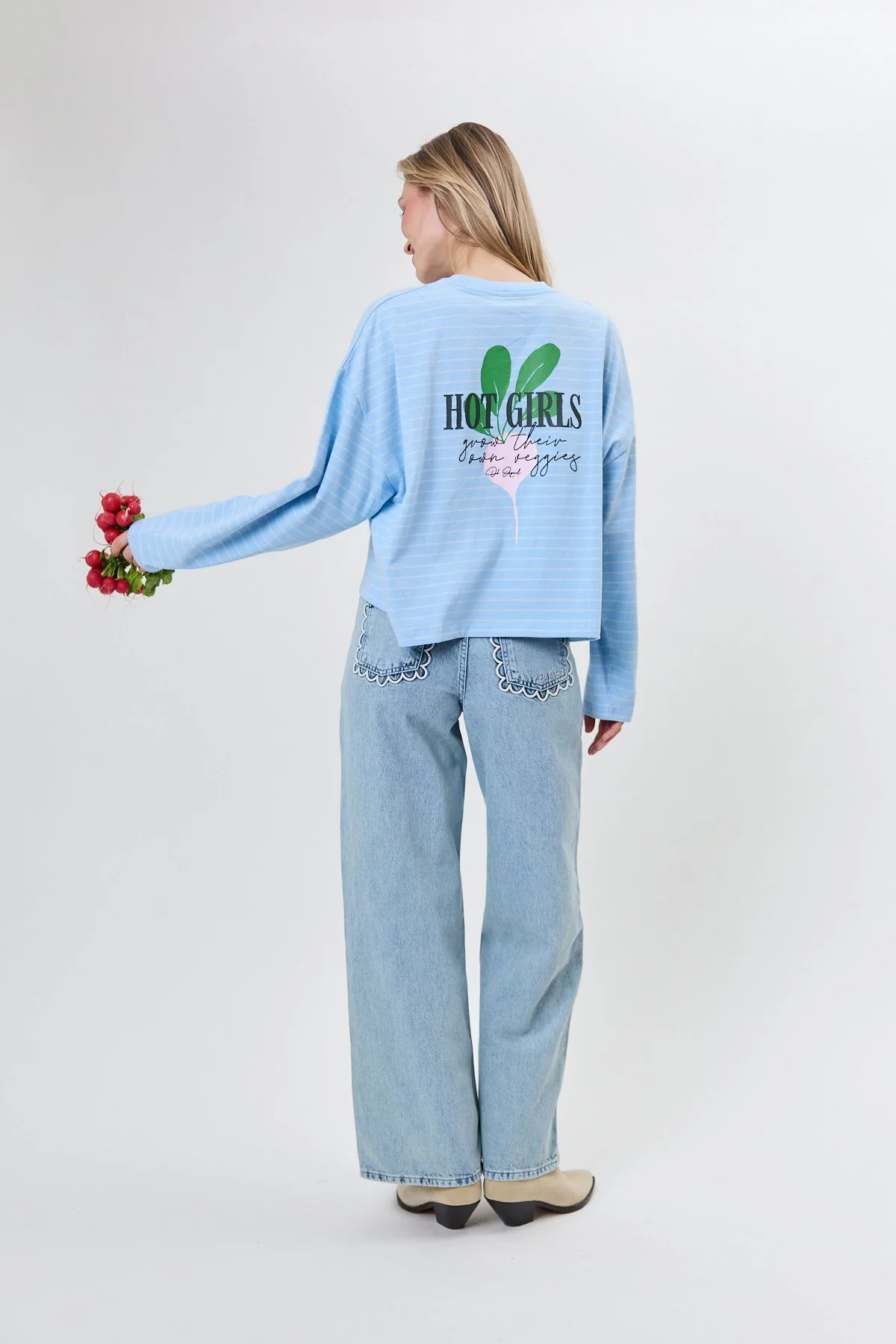 Regular Longsleeve Hot Girls_sky blue_1006042020_364.jpg
