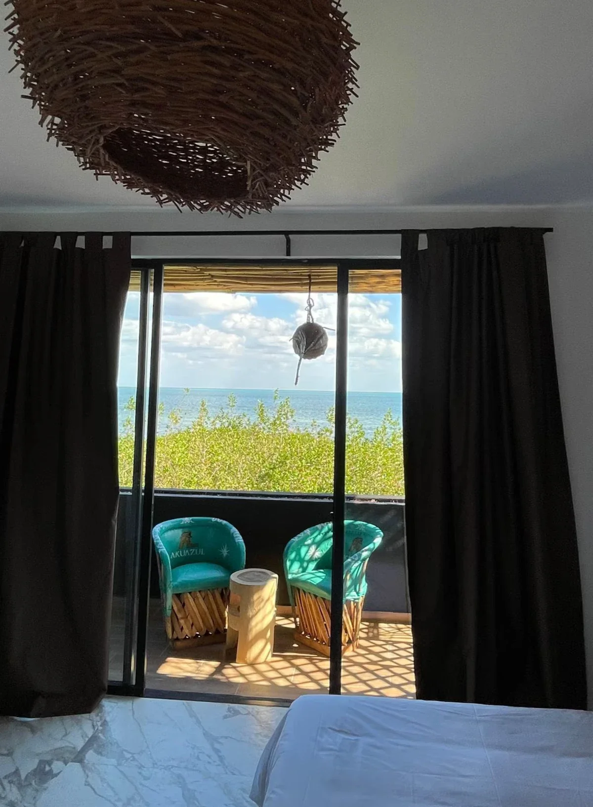 akuazul_habitacion_e847d249_converted.webp