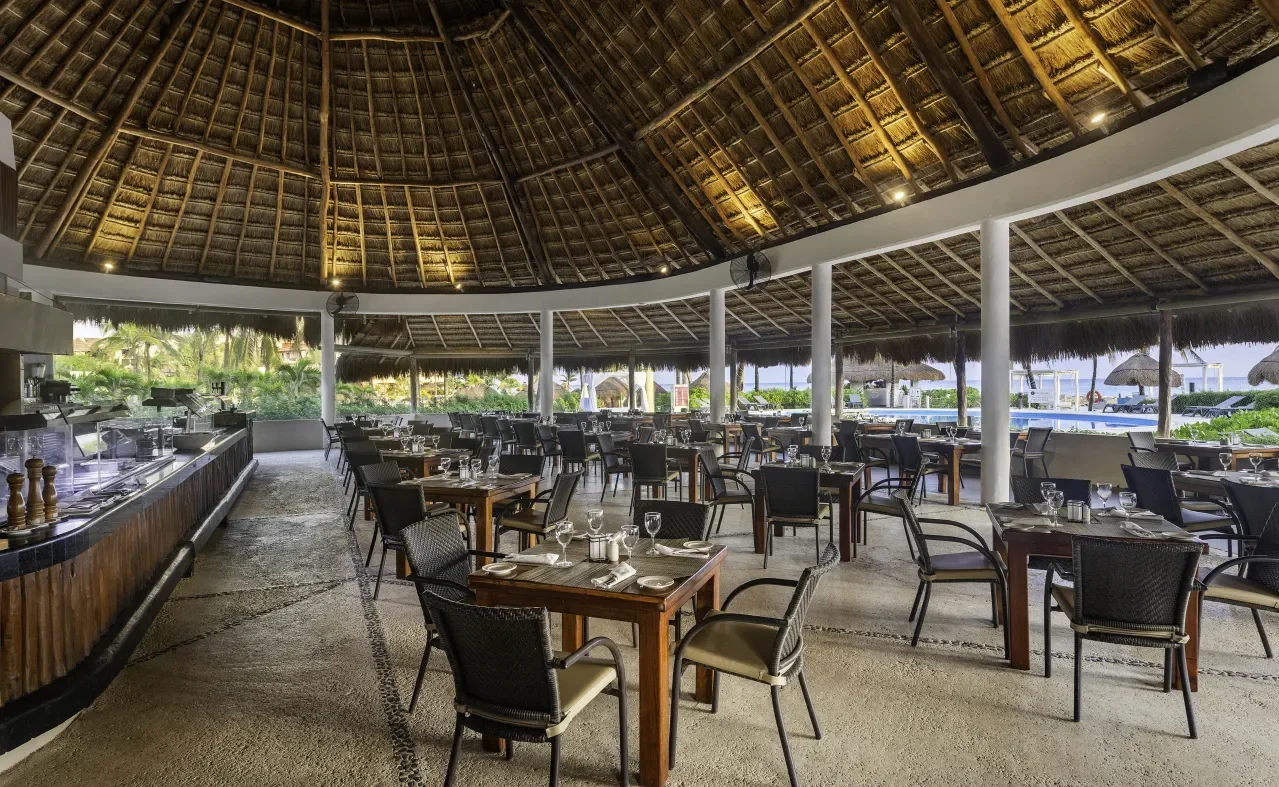 catalonia_catalonia-riviera-maya-bamboleo-grill.jpg.webp