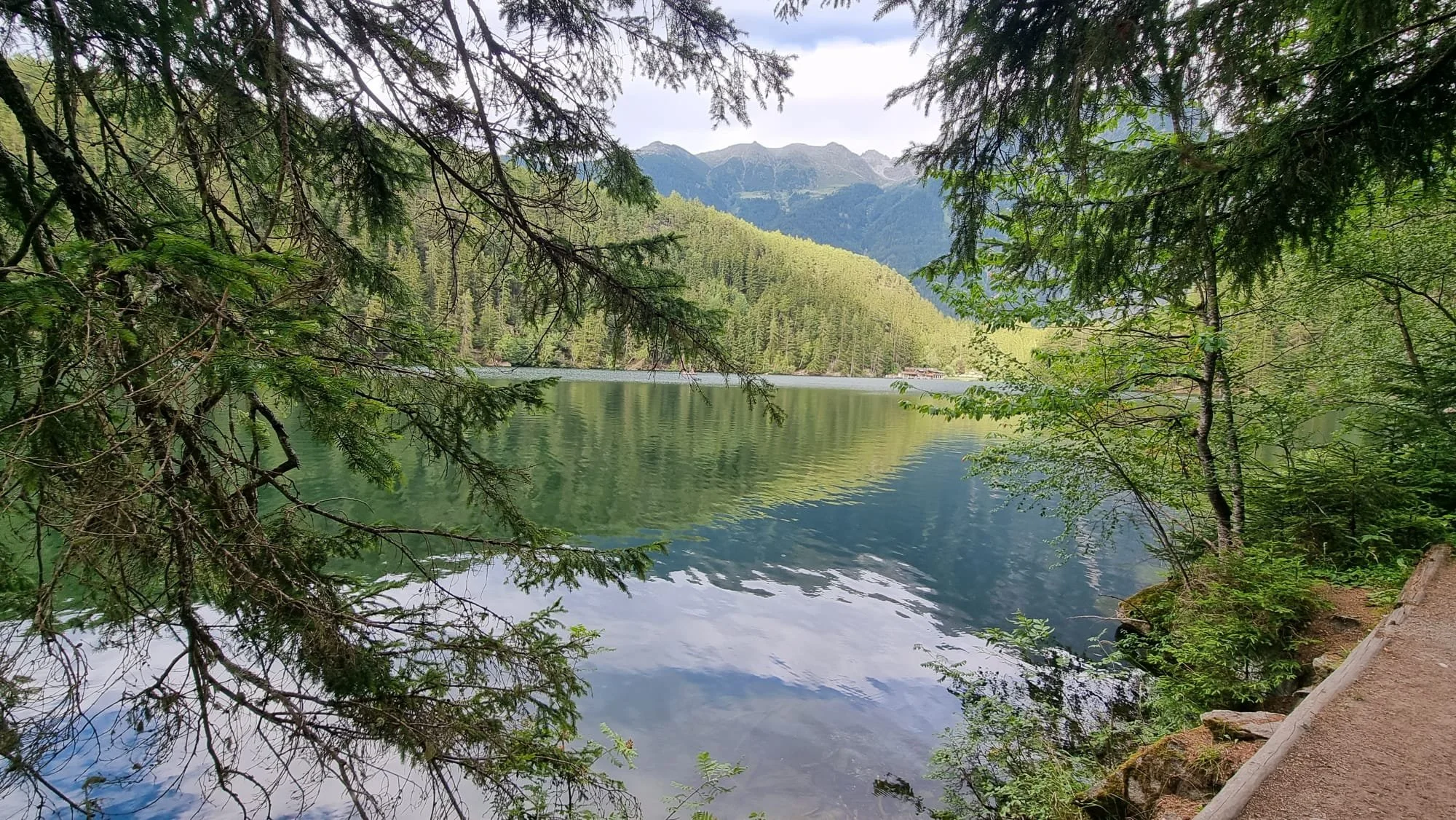 אגם פיבורגר, עמק אוץ