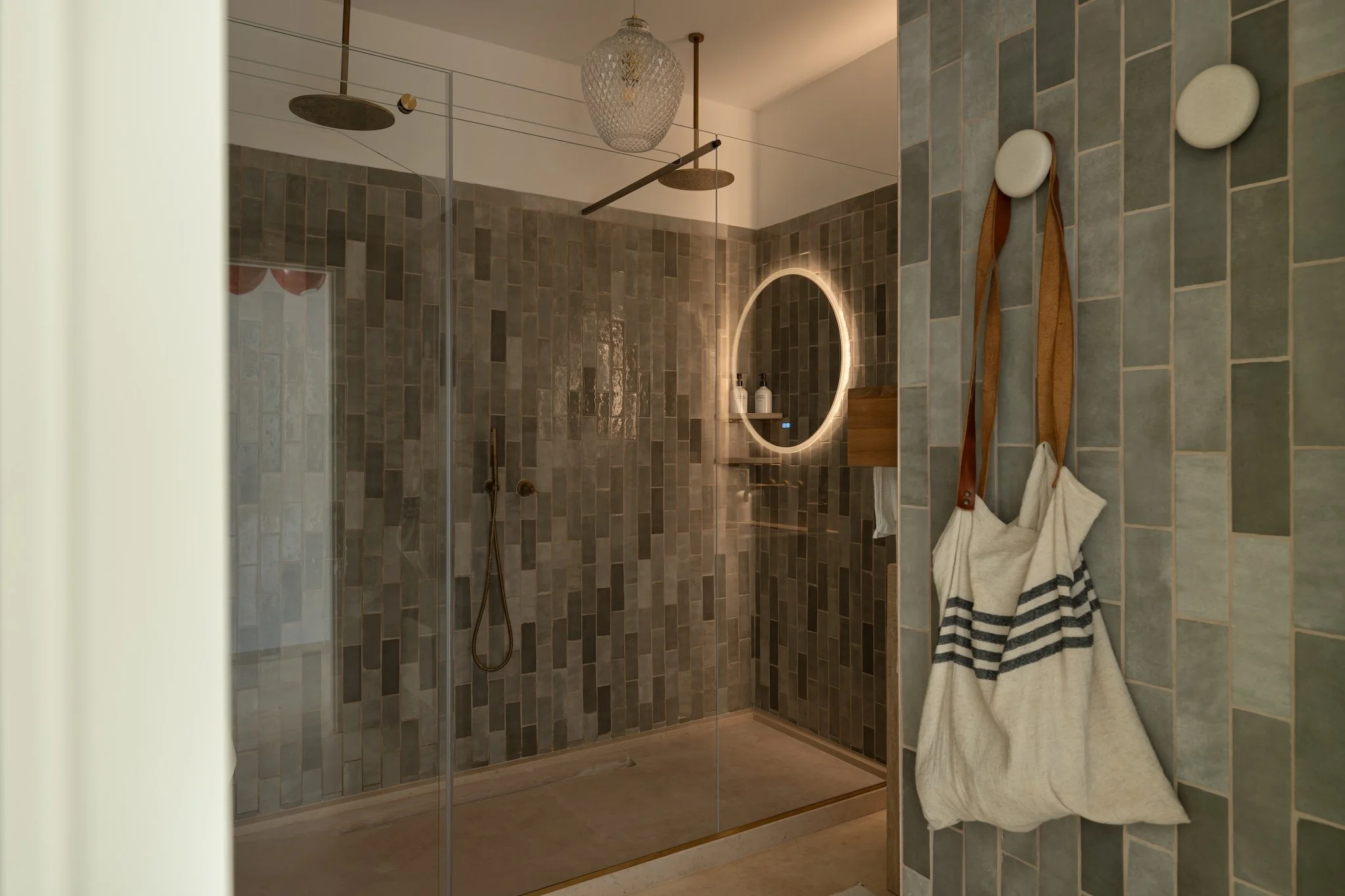 Bathroom 5 with Double Shower Head