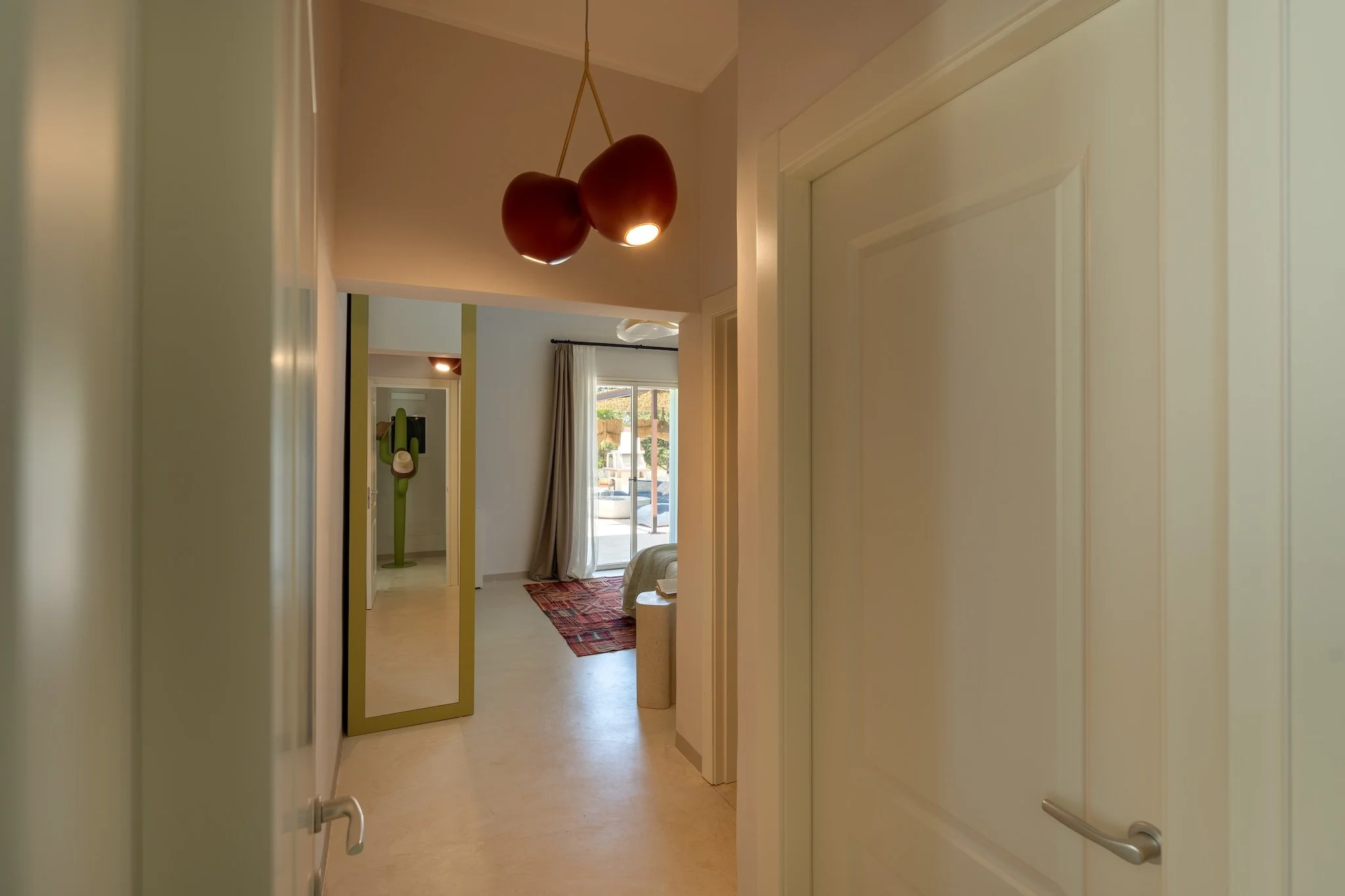 Bedroom 5 Entrance Alley