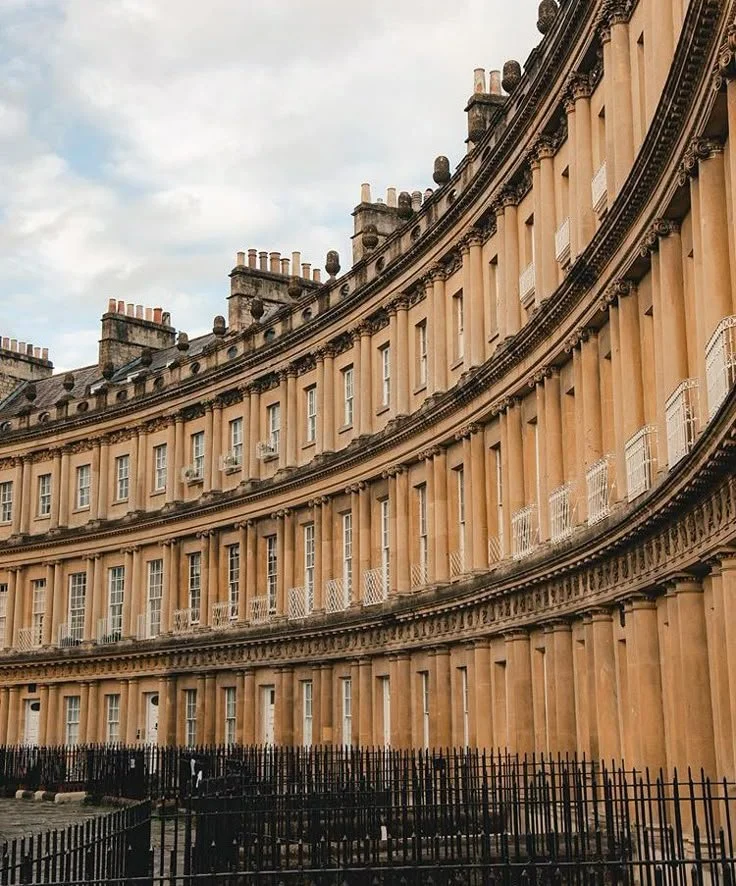hidden gems self guided walking tour bath united kingdom
