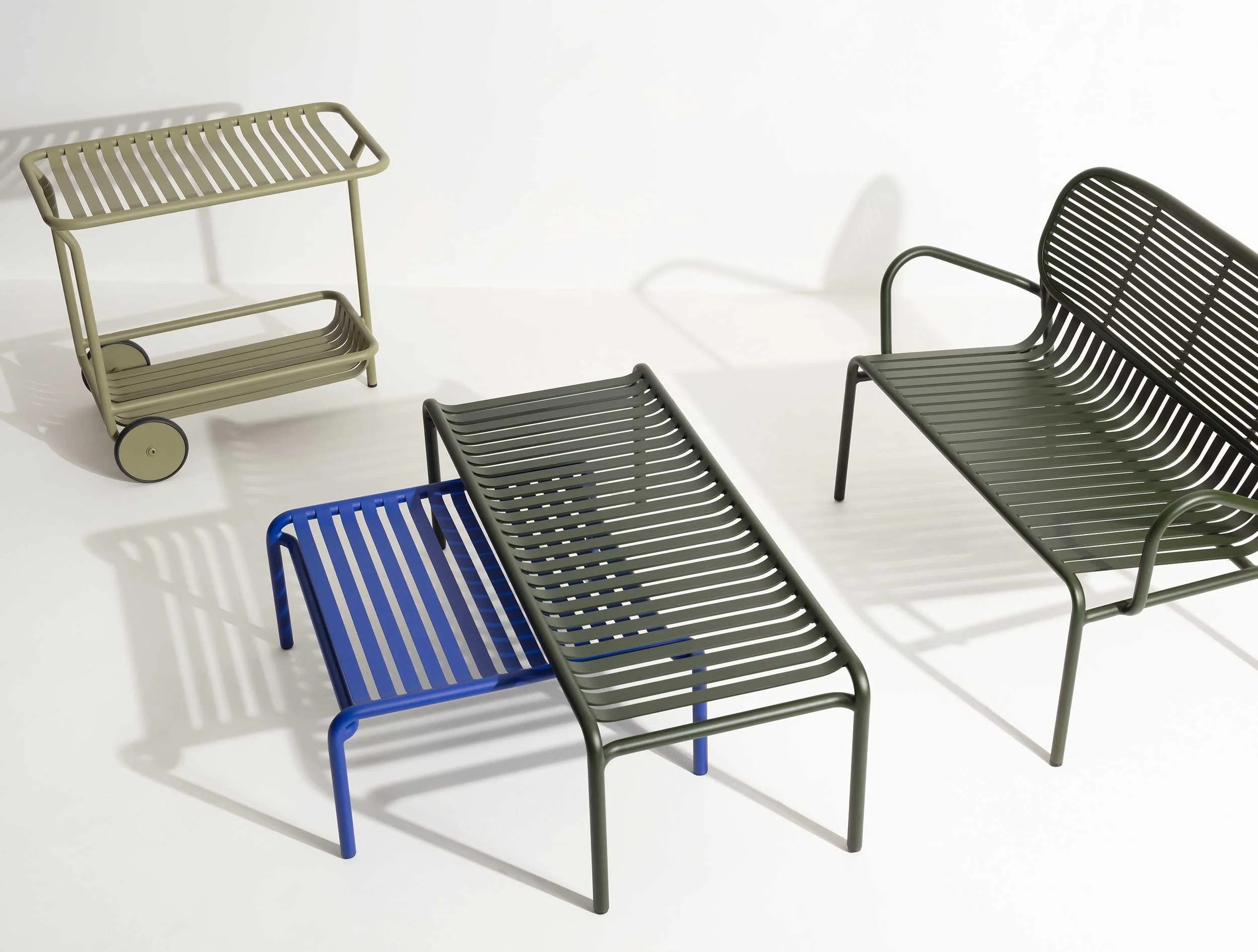 Trolley, coffe tables and loveseat