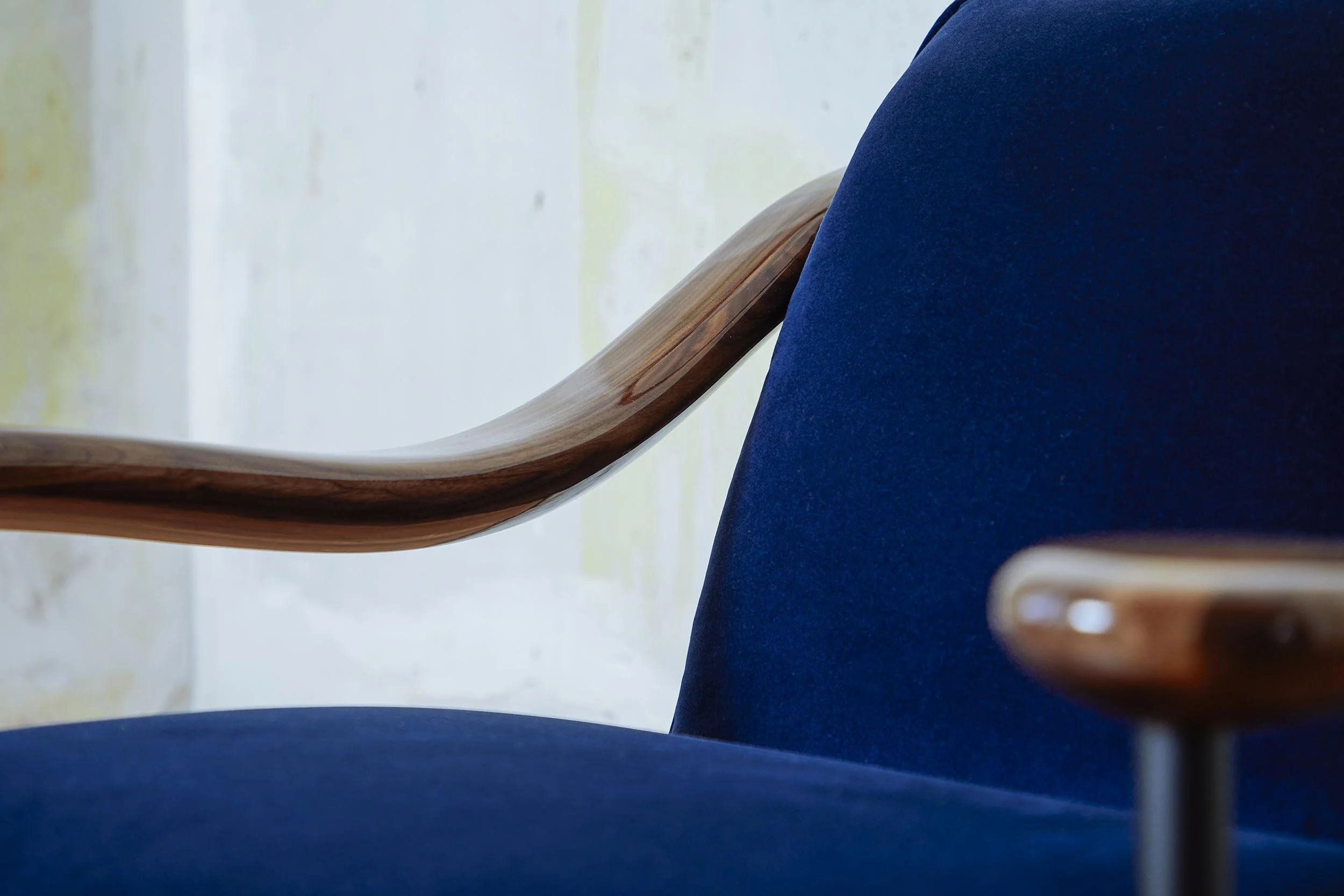 detail of the walnut soft armrest