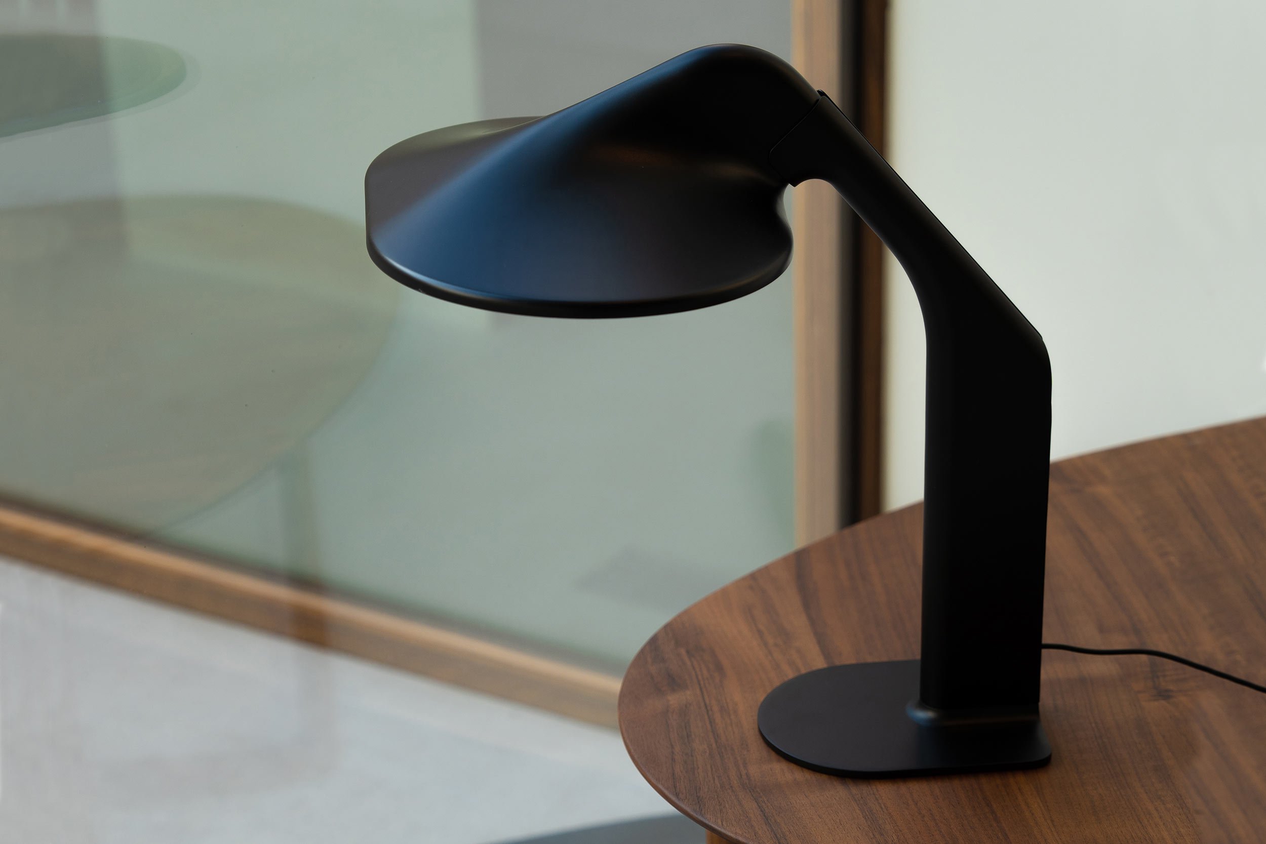 Top view of Niwaki table lamp