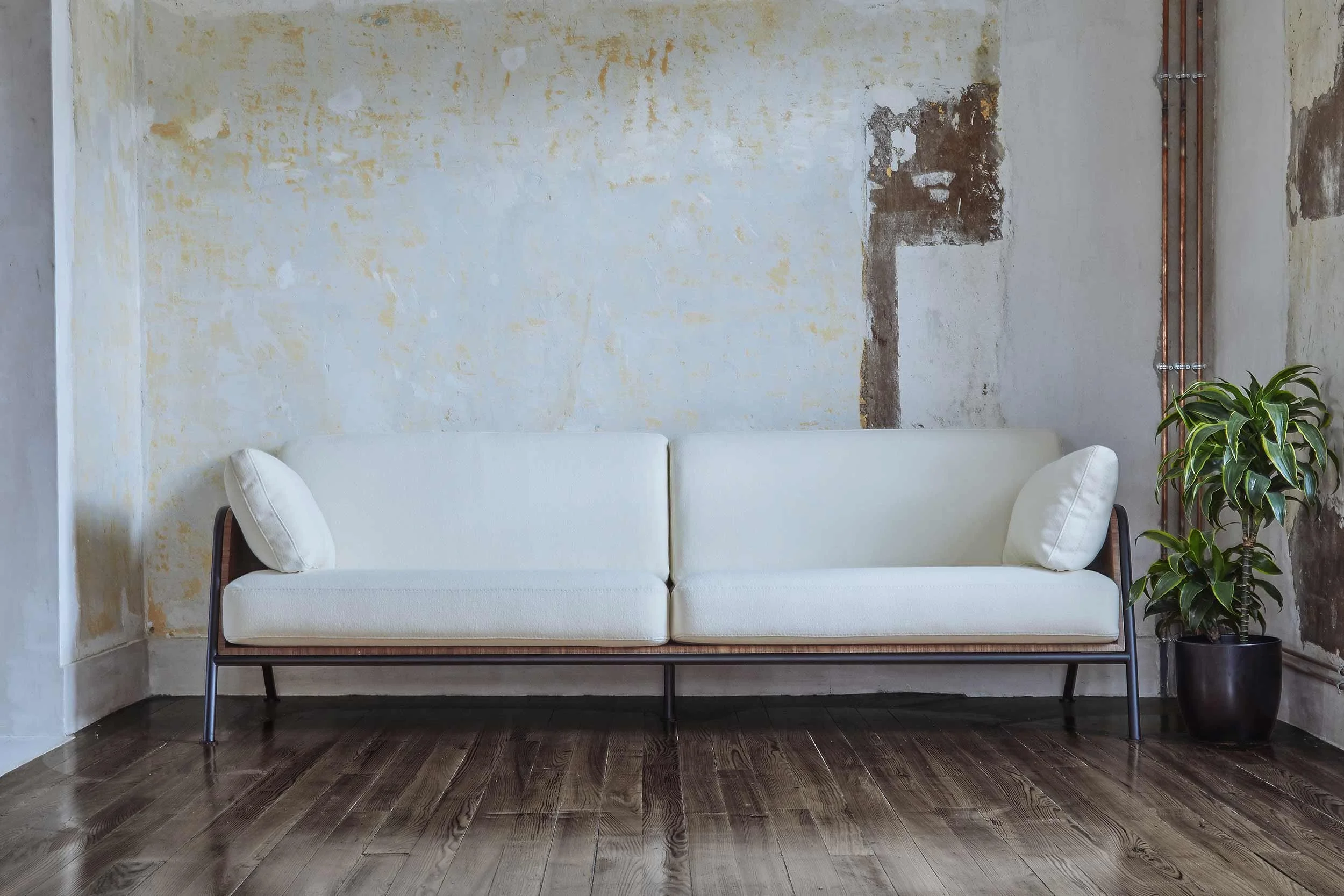 Lou Rey walnut crate sofa