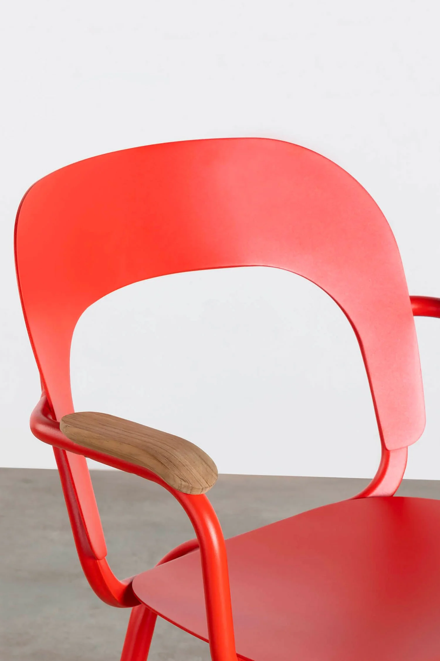 Detail of the outdoor armchair