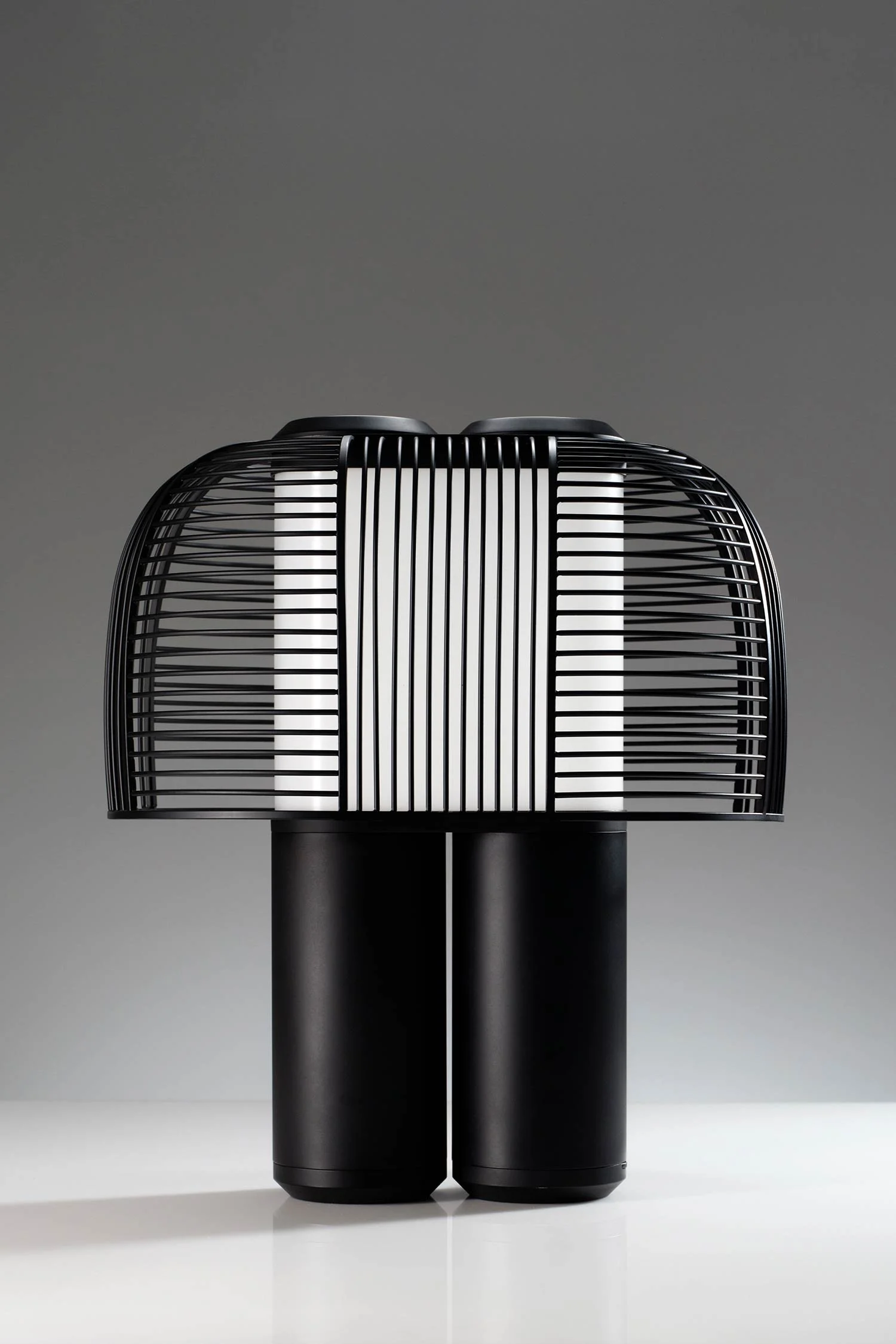 Yasuke table lamp black front view