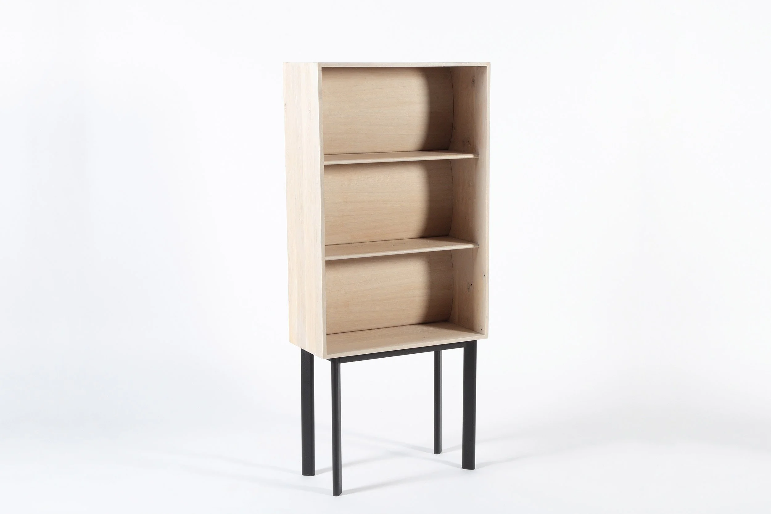 high cabinet with a curved backpart