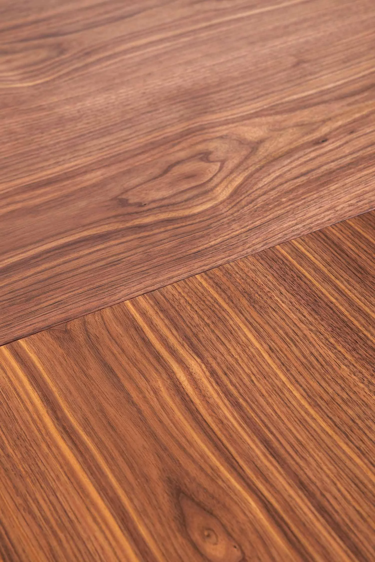 Detail of the walnut tabletop