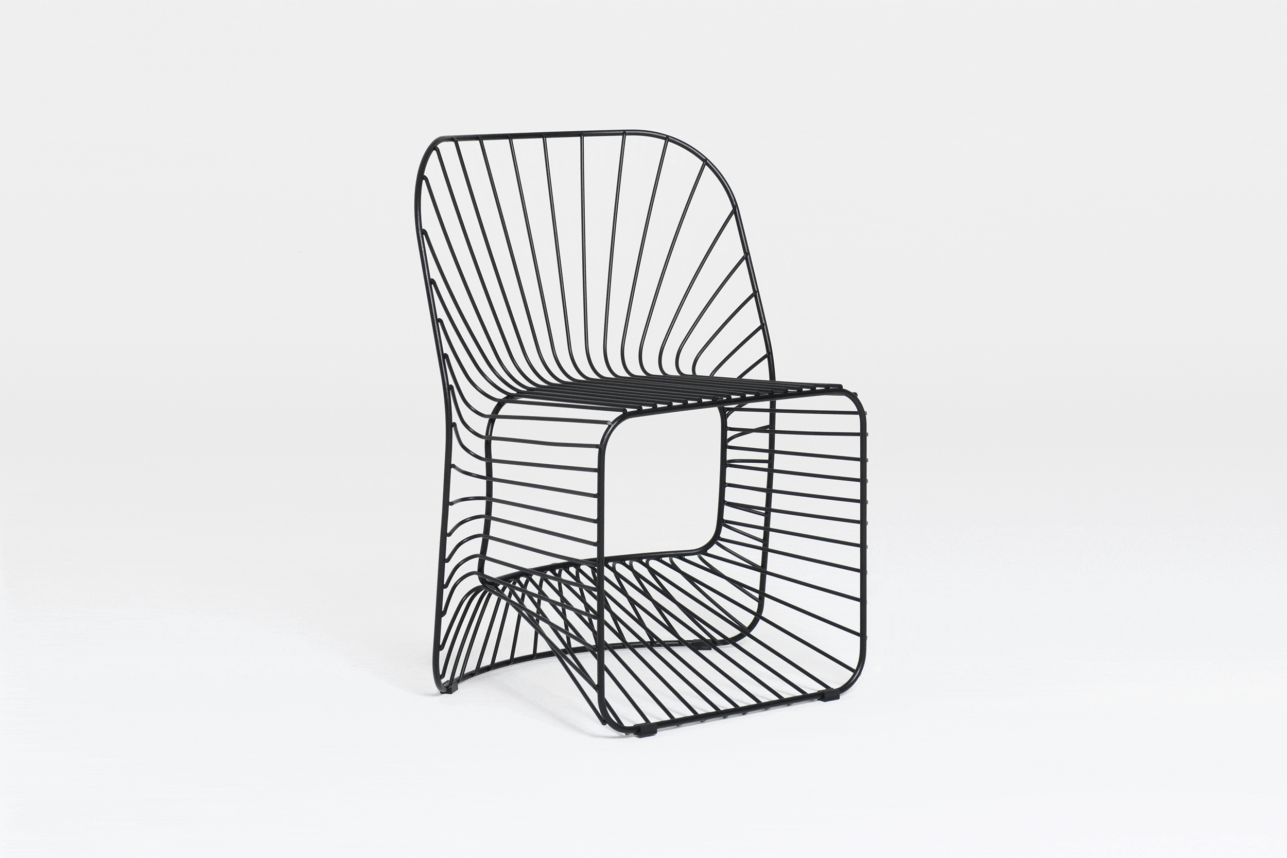 Wire chair