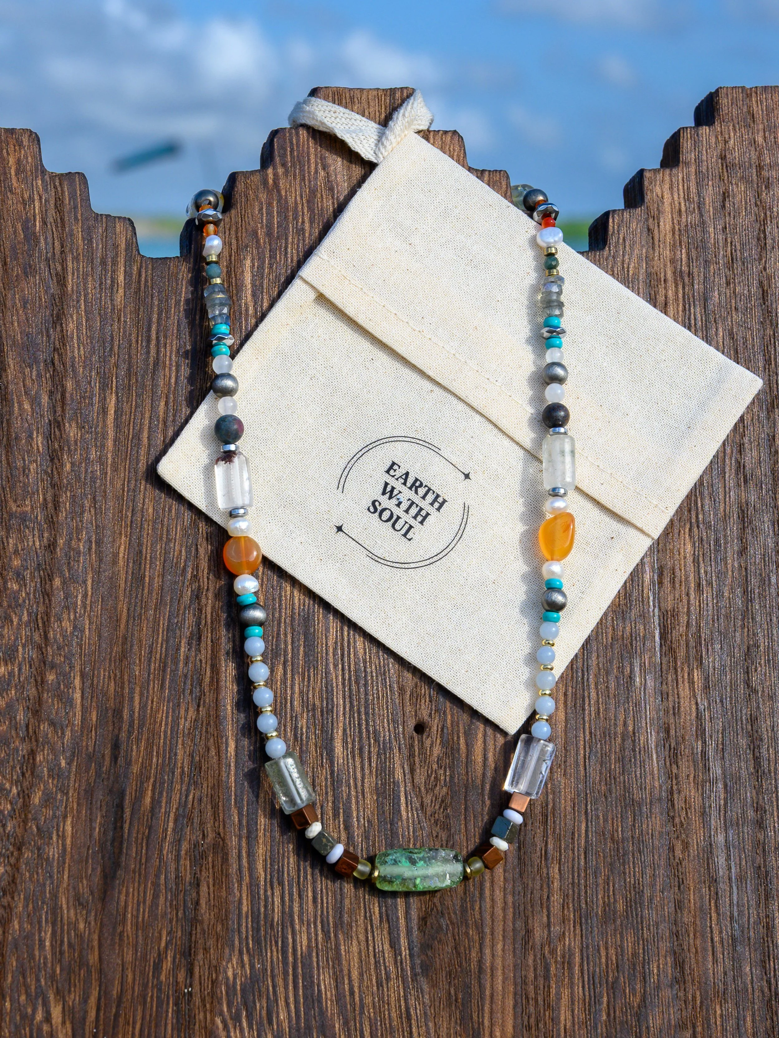 NR. 14 
Roman and Rutilated Glass*Mixed Gems