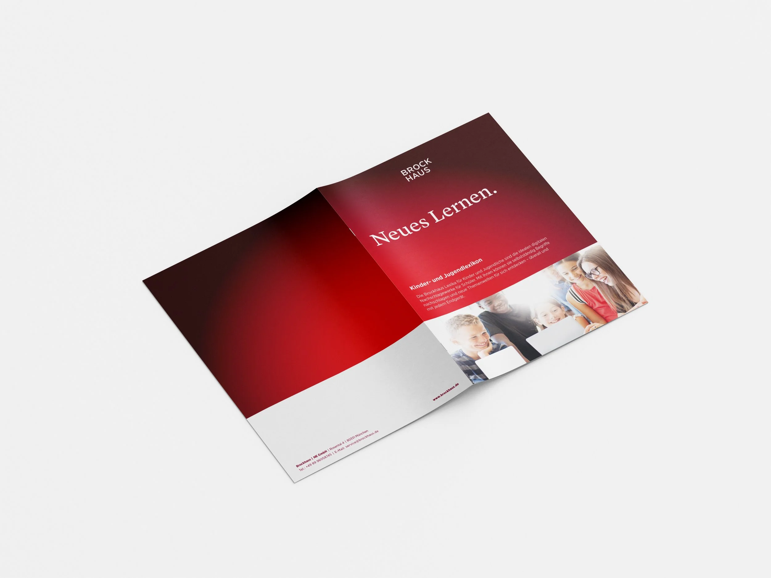 Free_A4_Brochure_Mockup_8.jpg