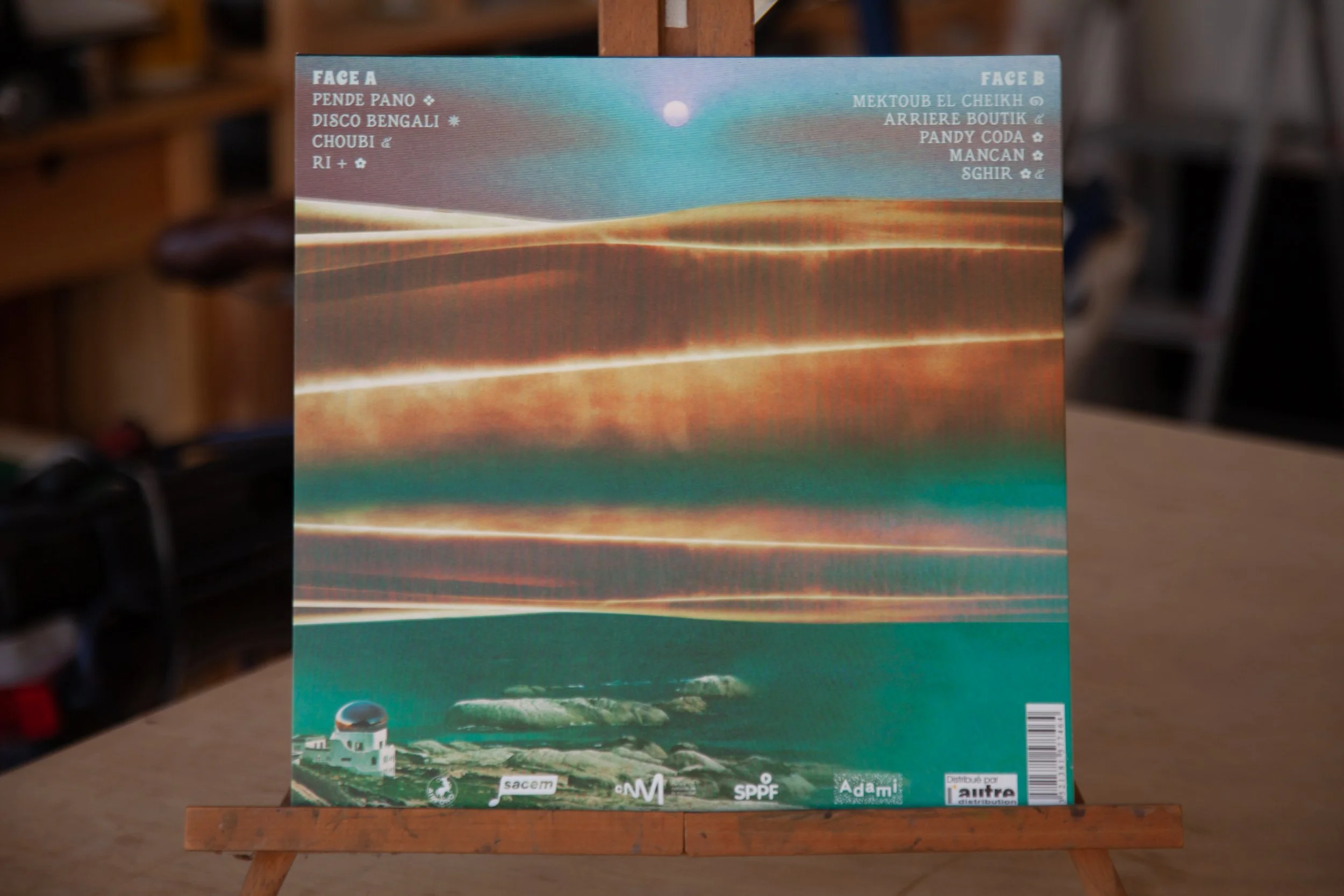 collage woman vintage colorfull space surrealism flowers planet technology vinyle lp cover mazalda