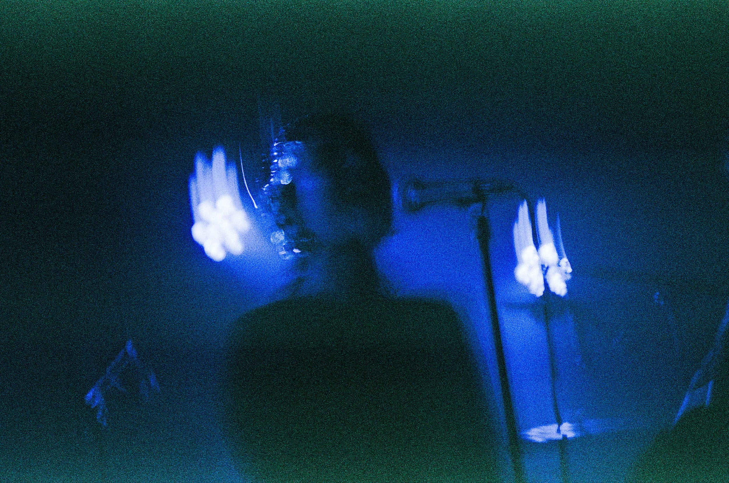live music sarab logue pose syrian world music 35mm film