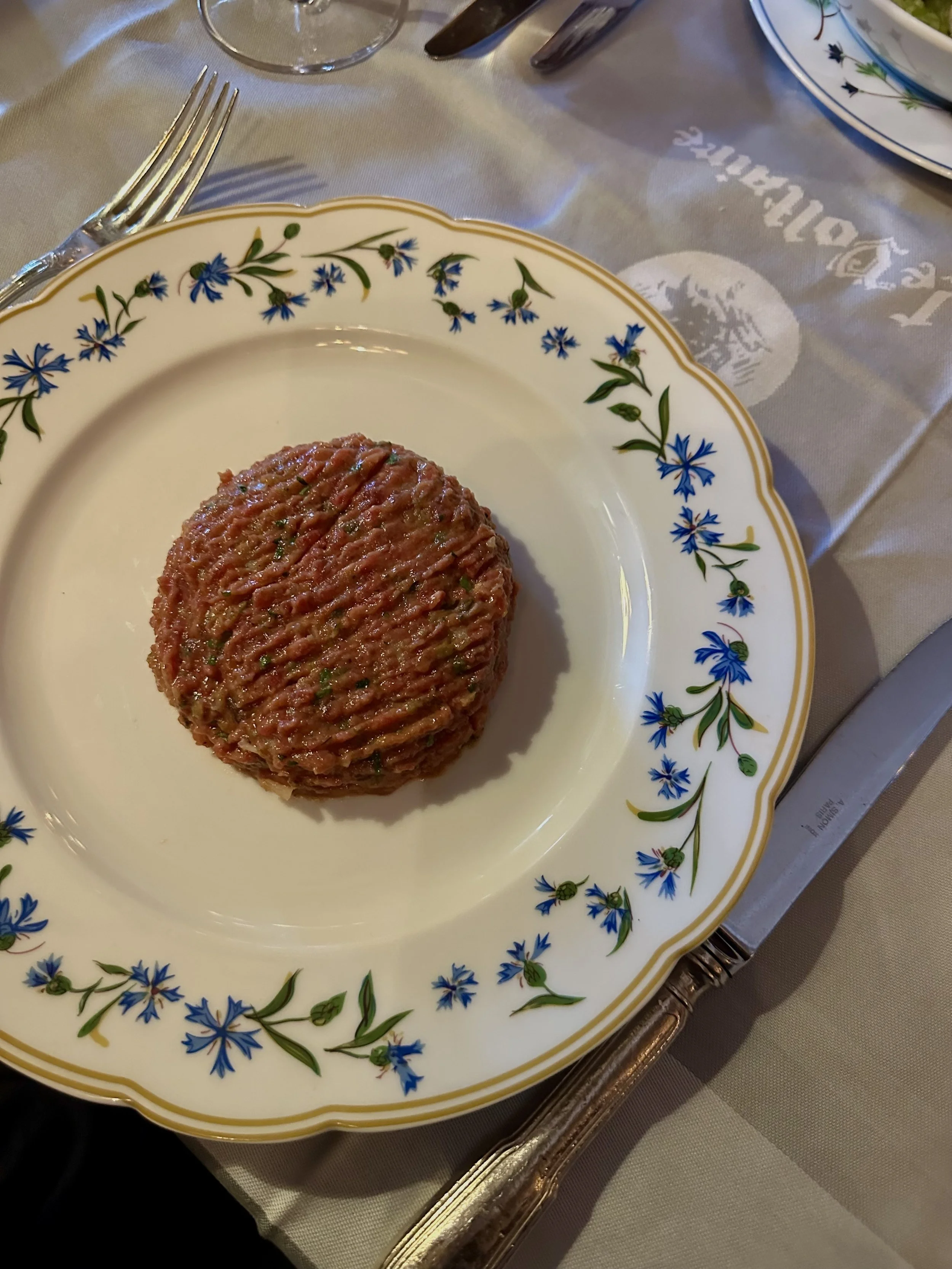 Steak Tartare at Le Voltaire restaurant Paris