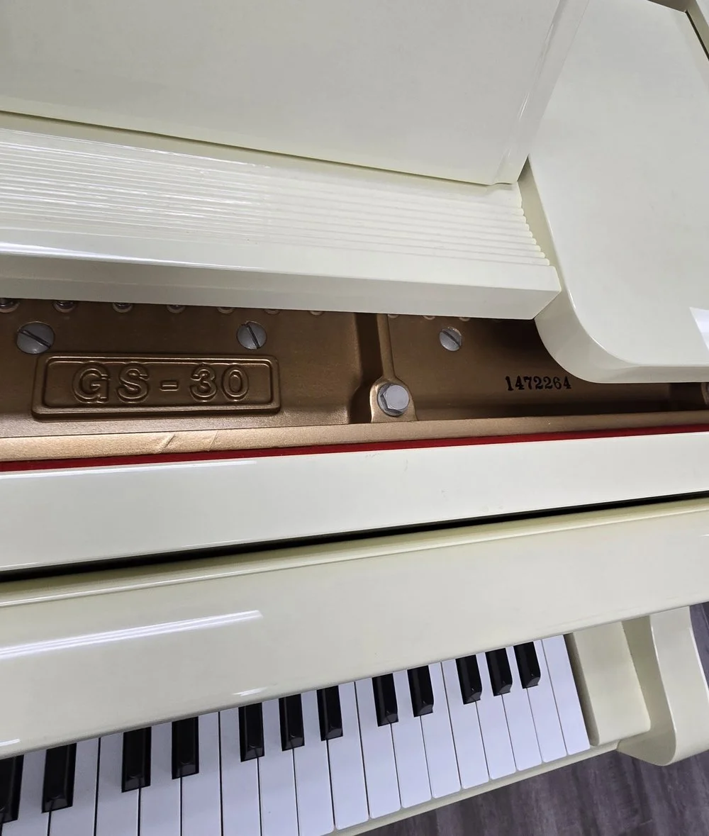 Kawai GS-30 Grand Piano Ivory 4.jpg
