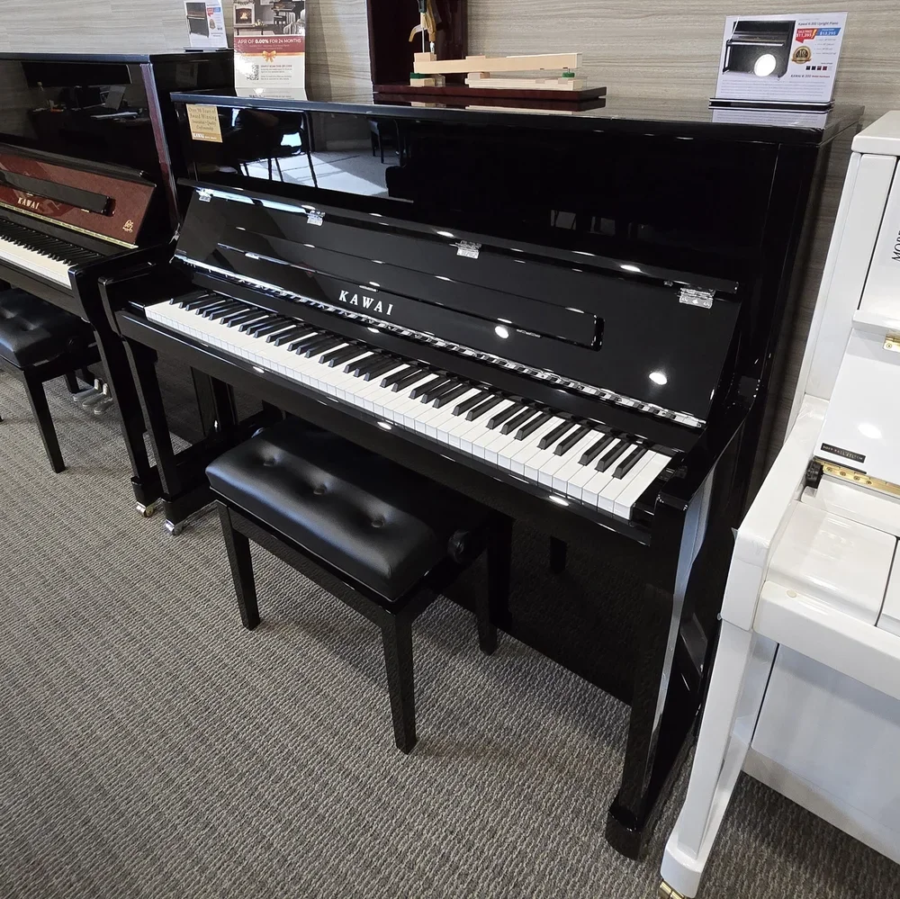 kawai-k200 with nickal hardware.webp