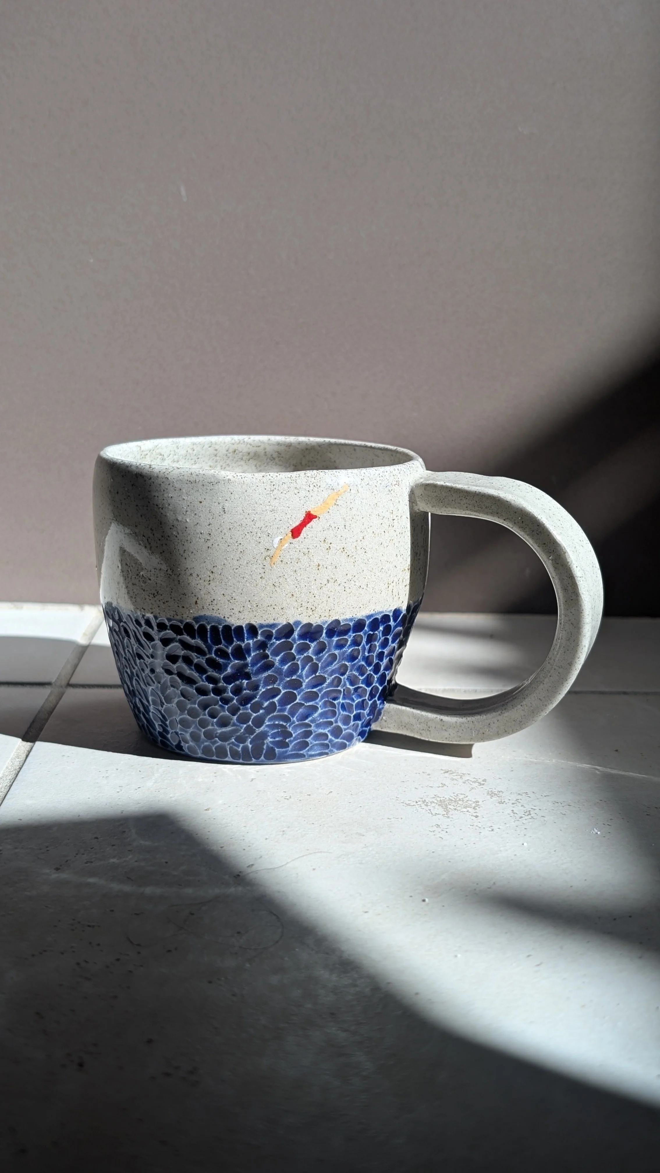 Diver Lady Mug 12 oz