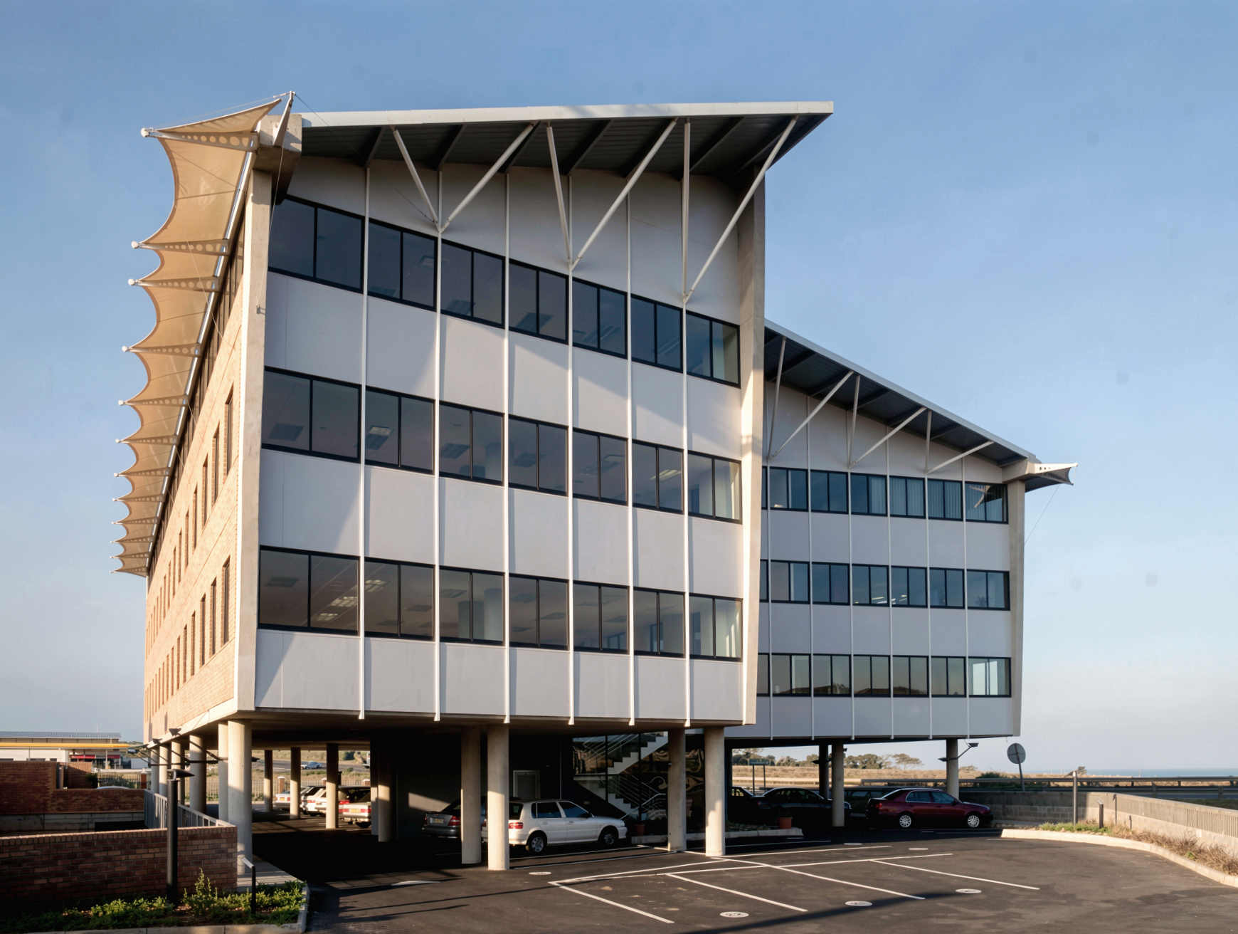 GATEMAX VJV OFFICES 8.png