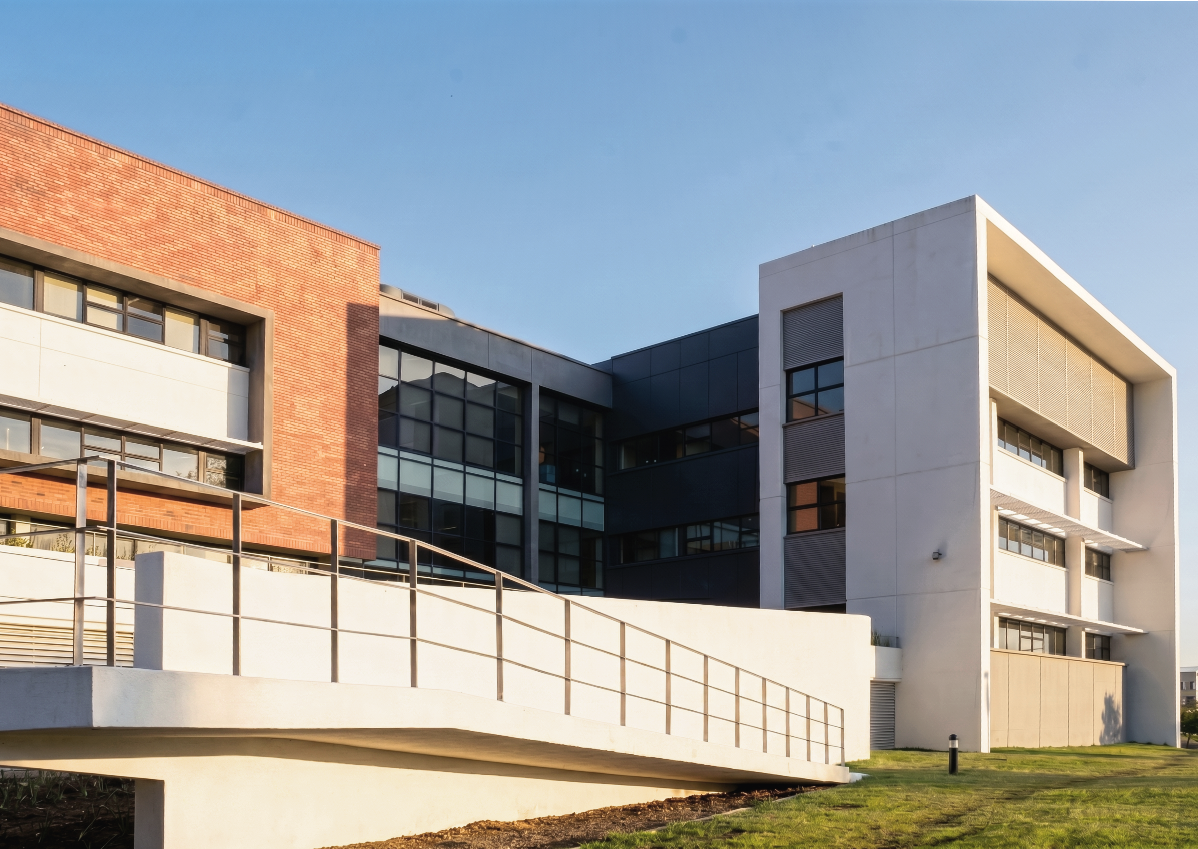 FIRST RAND LA LUCIA OFFICE ESTATE 5.png
