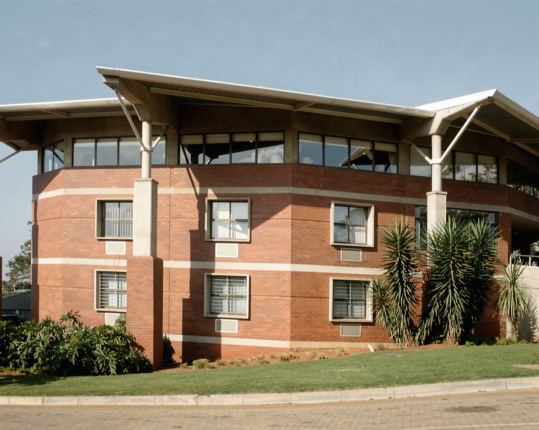 MANGOSUTHU UNIVERSITY ADMIN BLOCKS 5.png