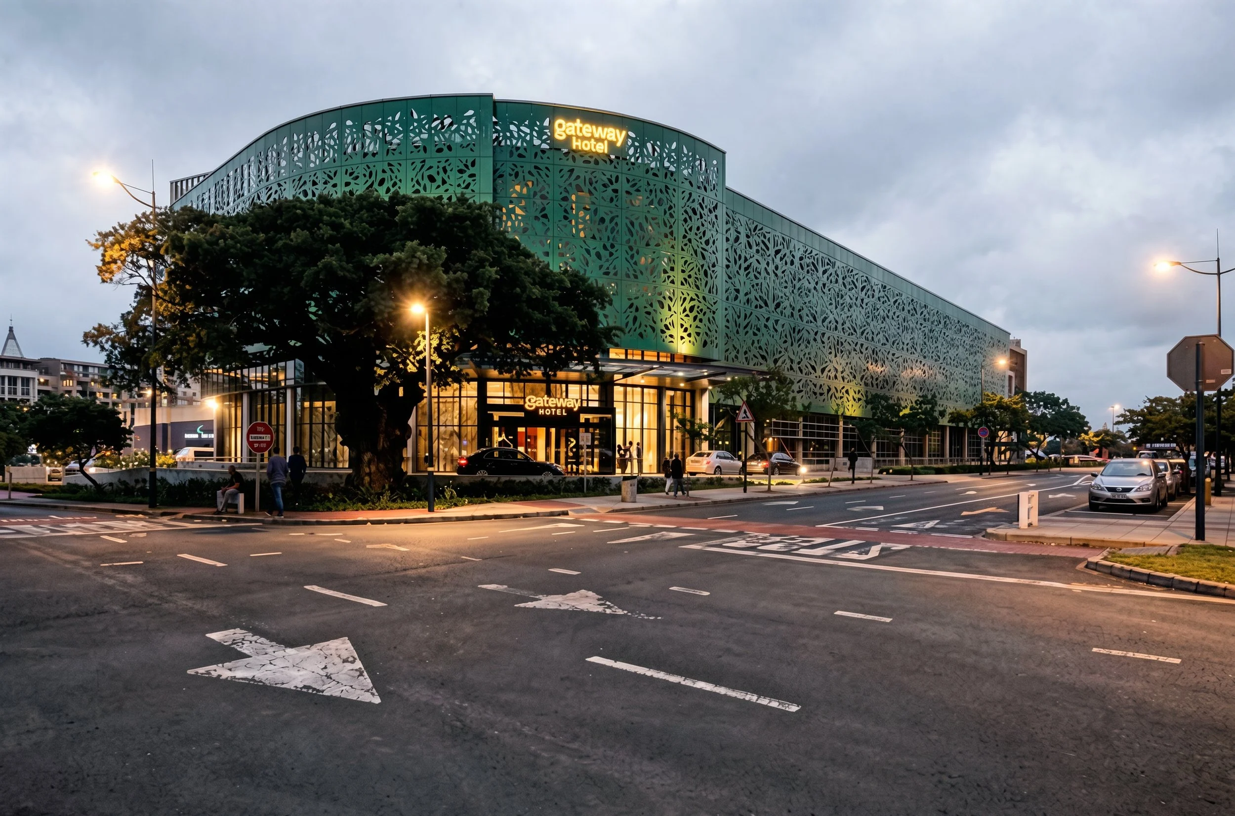 GATEWAY HOTEL 3.jpg