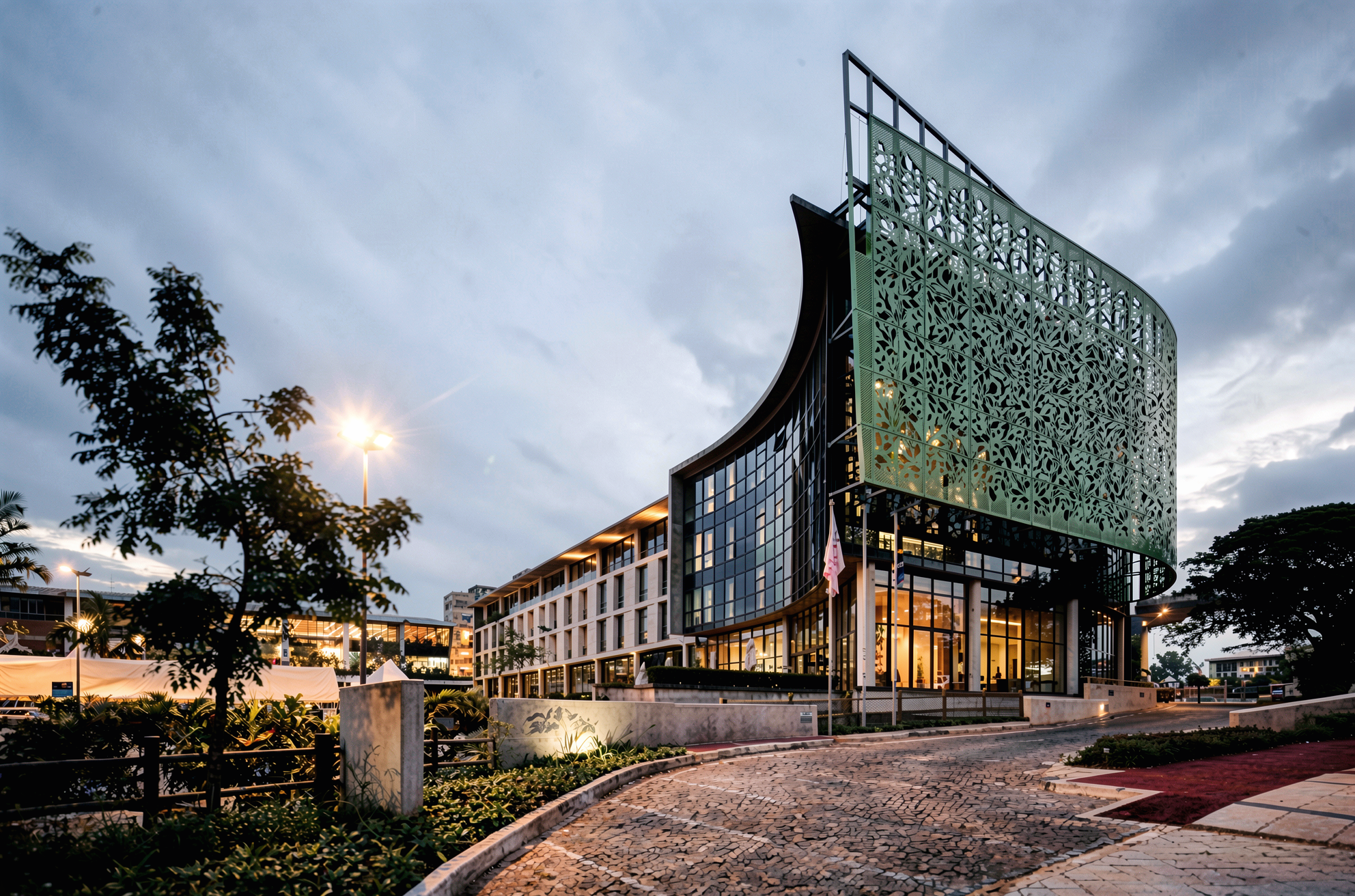 GATEWAY HOTEL 5.png
